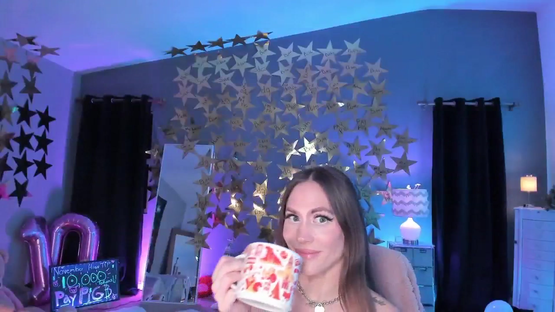 Gallery image thumbnail from CaliPassion's myfreecams stream on, 11/20/2025, 05:06 image 15 of 20