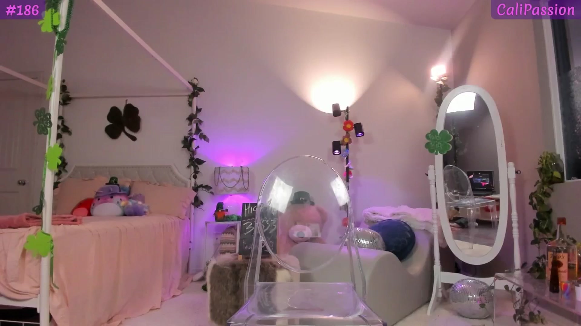 Gallery image thumbnail from CaliPassion's myfreecams stream on, 03/07/2026, 04:45 image 2 of 20