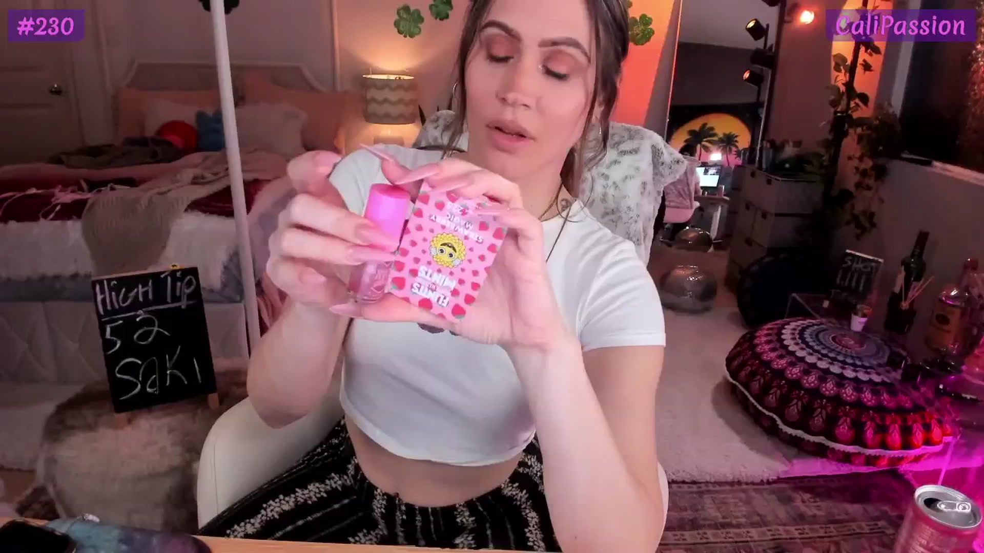 Gallery image thumbnail from CaliPassion's myfreecams stream on, 03/25/2026, 04:49 image 7 of 20