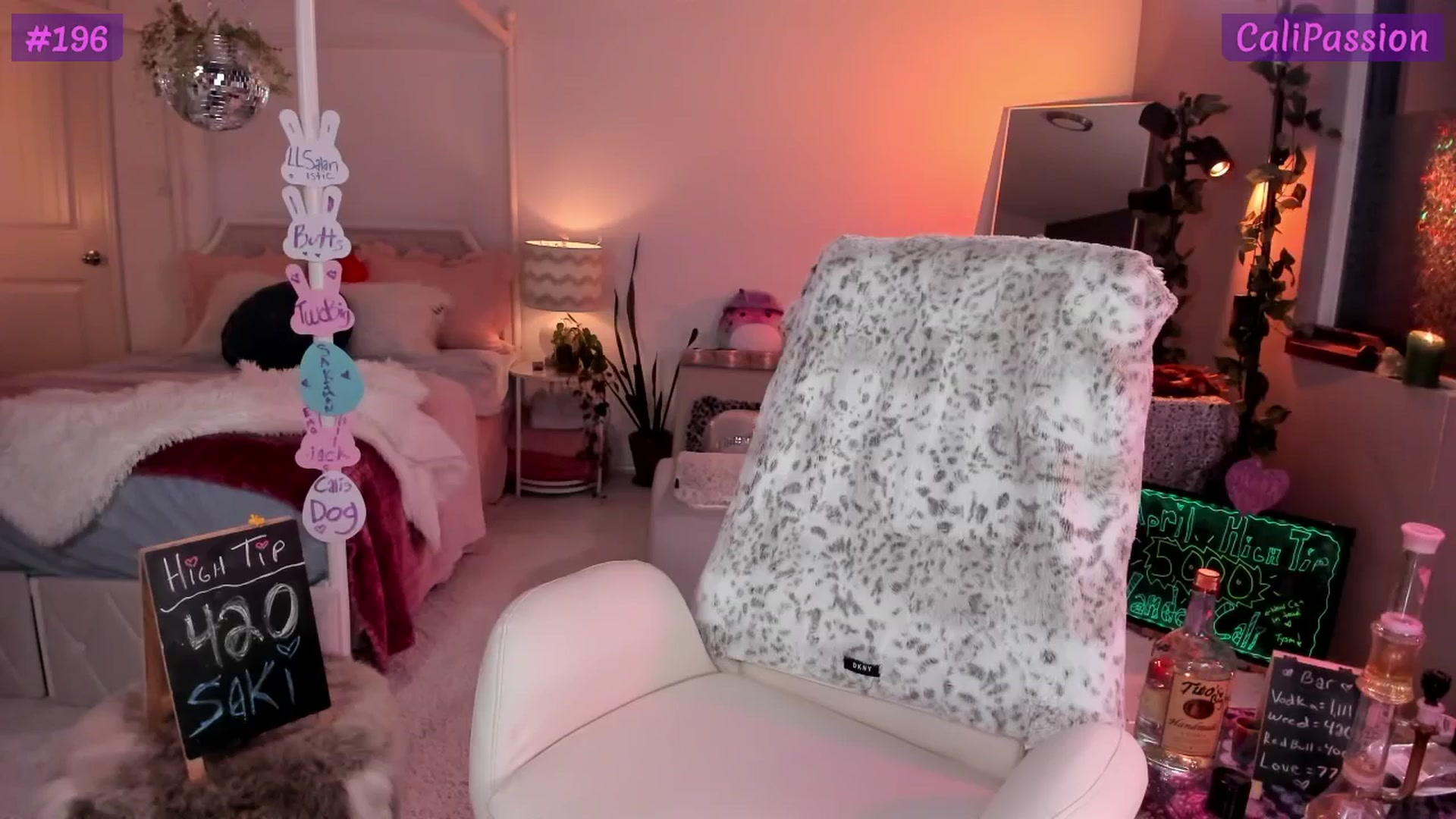 Gallery image thumbnail from CaliPassion's myfreecams stream on, 04/21/2026, 04:58 image 12 of 20