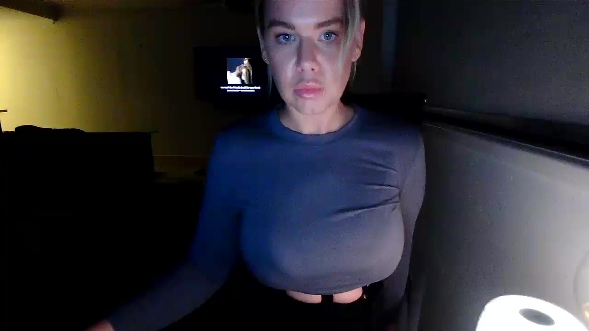 Gallery image thumbnail from Cali_Jones's myfreecams stream on, 05/18/2024, 12:42 image 2 of 20