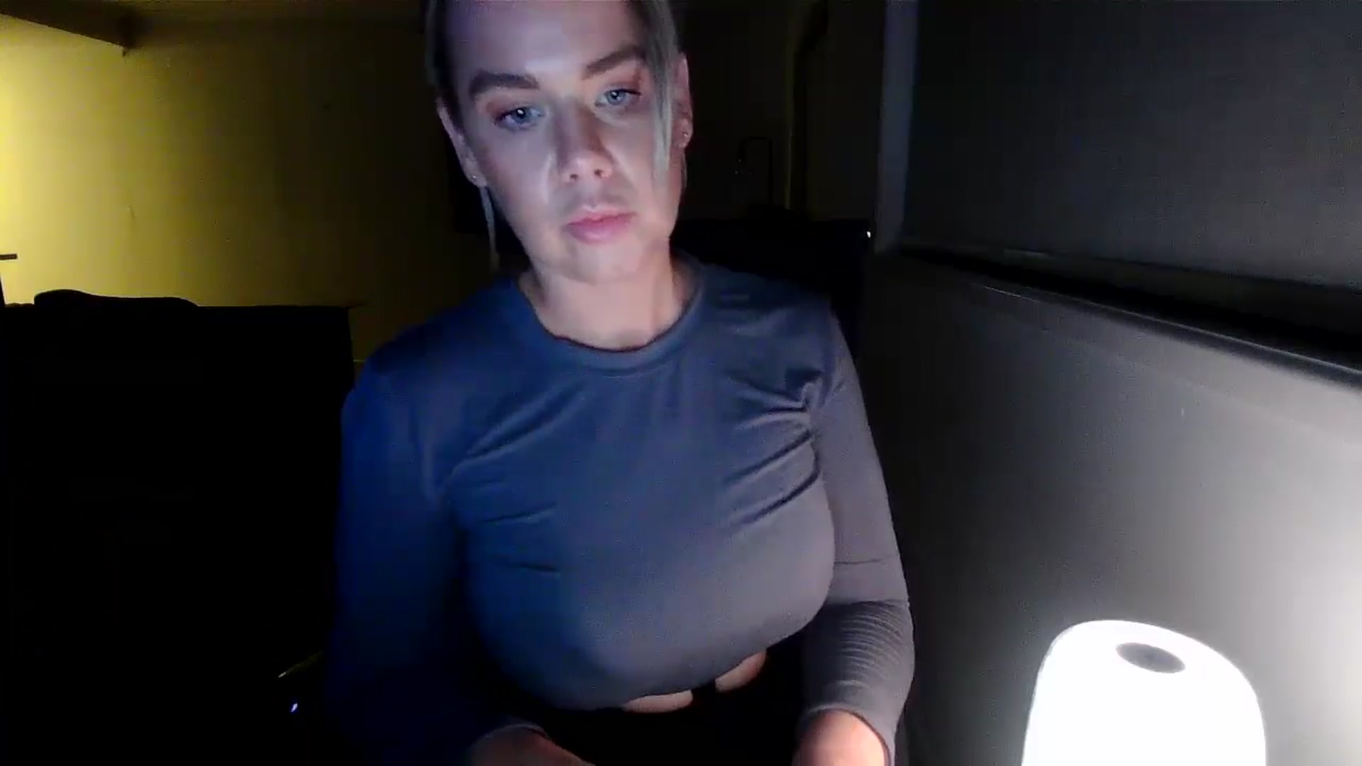 Gallery image thumbnail from Cali_Jones's myfreecams stream on, 05/18/2024, 12:42 image 8 of 20