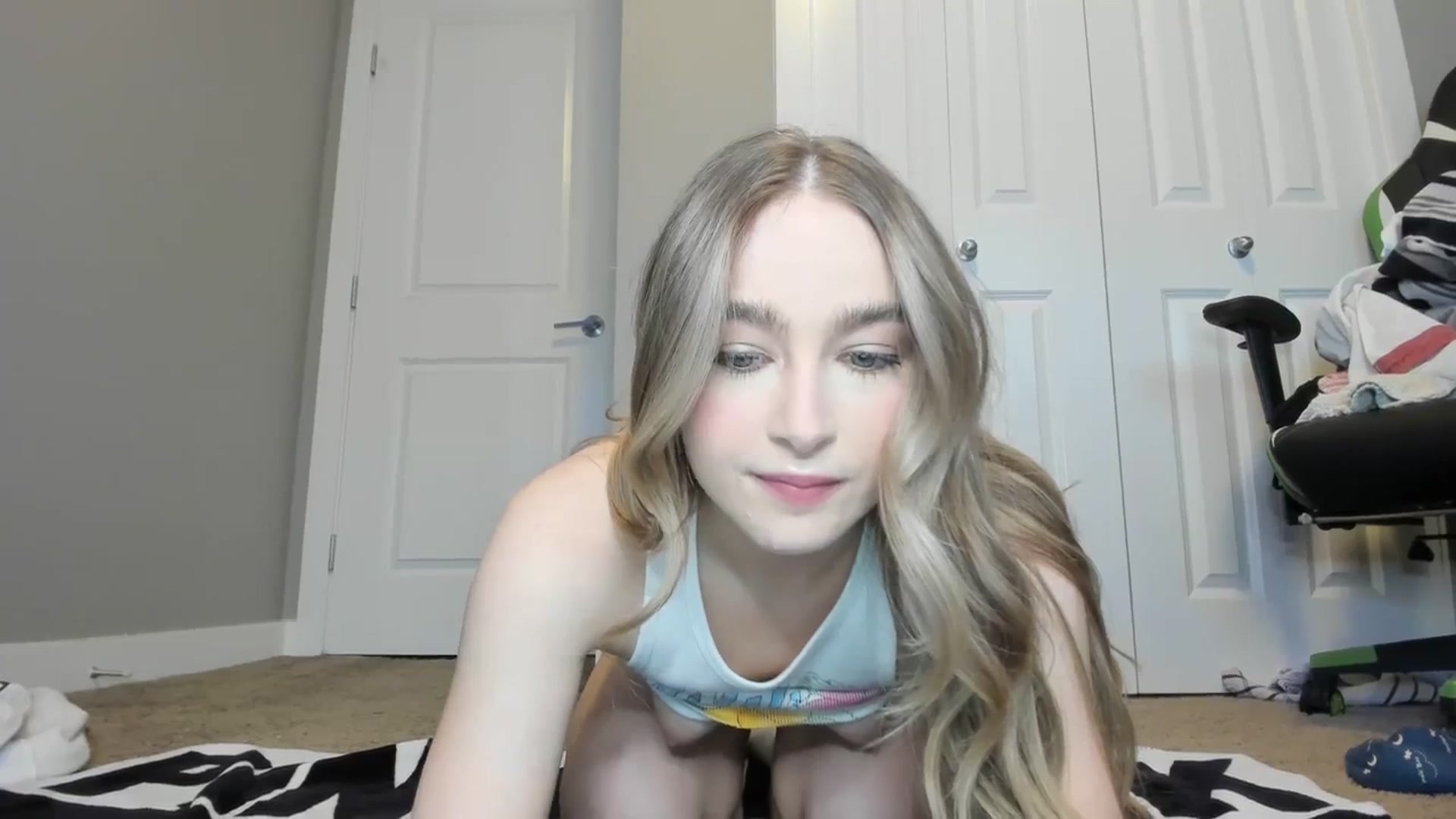 Gallery image thumbnail from Caliii's myfreecams stream on, 01/19/2024, 20:19 image 16 of 20