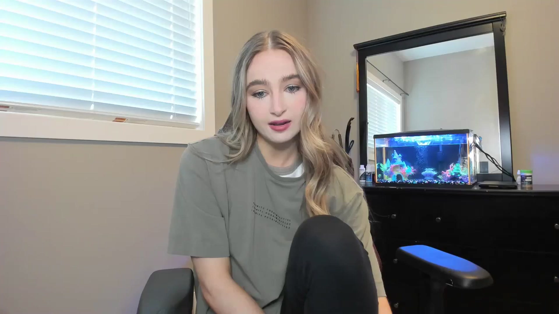 Gallery image thumbnail from Caliii's myfreecams stream on, 02/08/2024, 18:22 image 6 of 20