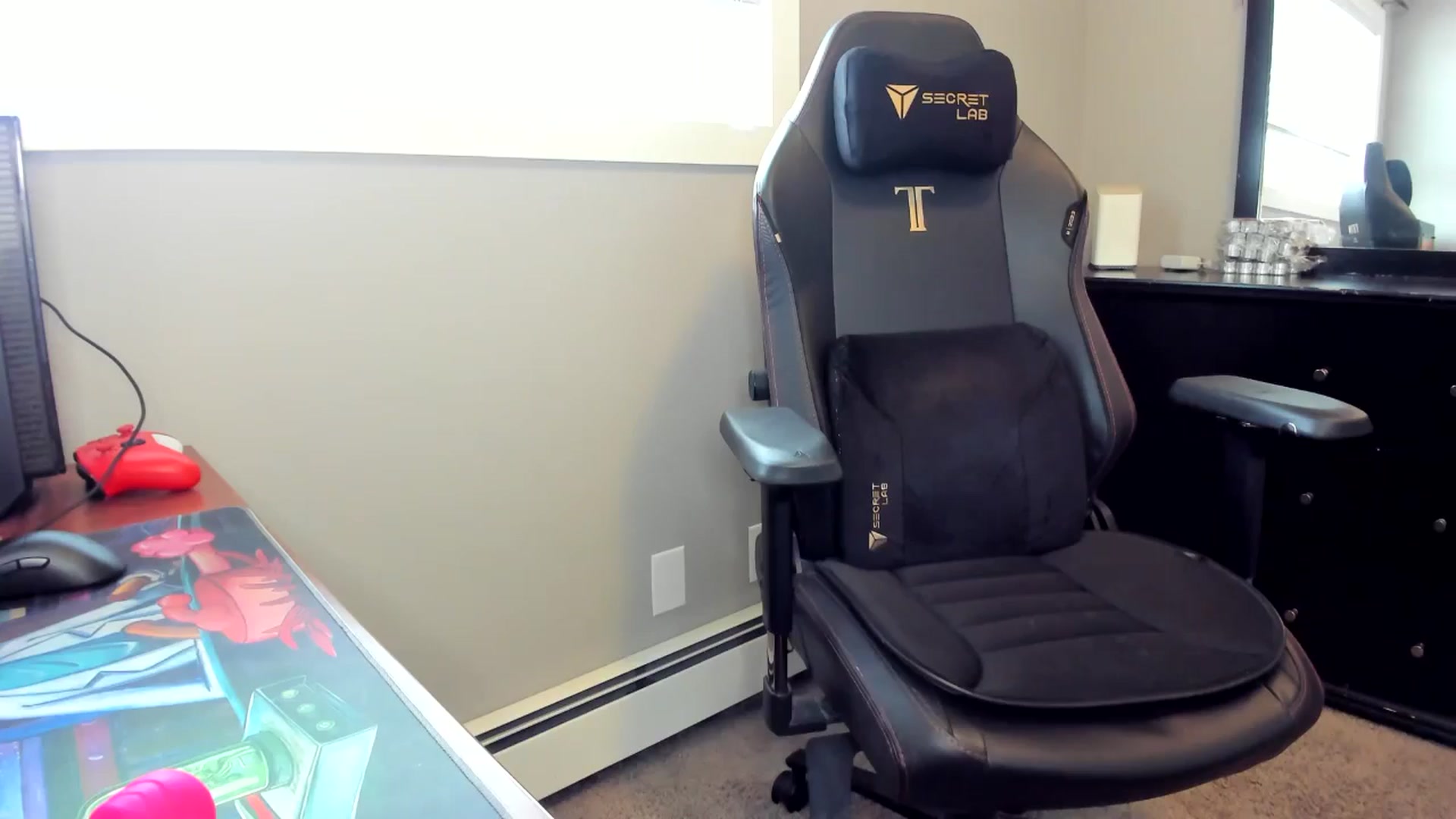 Gallery image thumbnail from Caliii's myfreecams stream on, 12/19/2024, 21:10 image 4 of 20