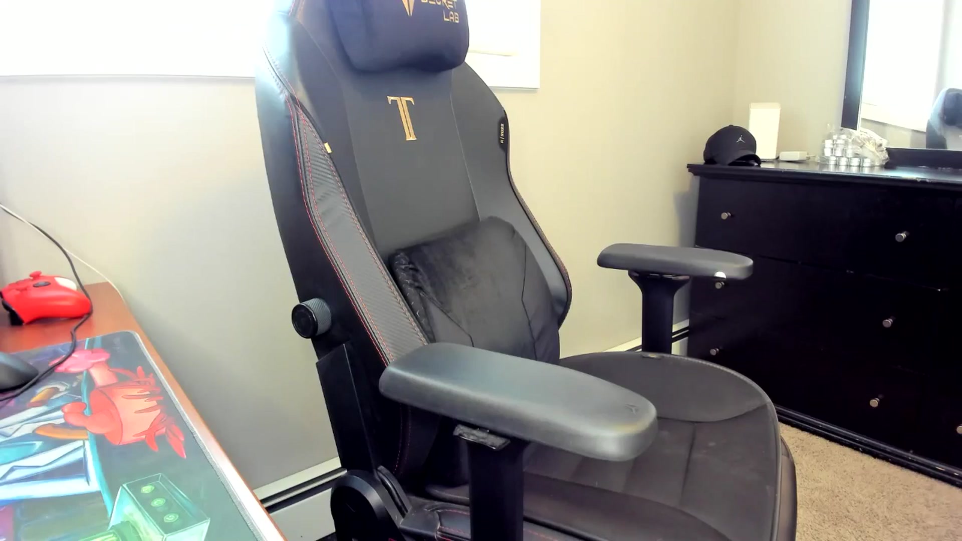 Gallery image thumbnail from Caliii's myfreecams stream on, 03/11/2025, 21:47 image 5 of 20