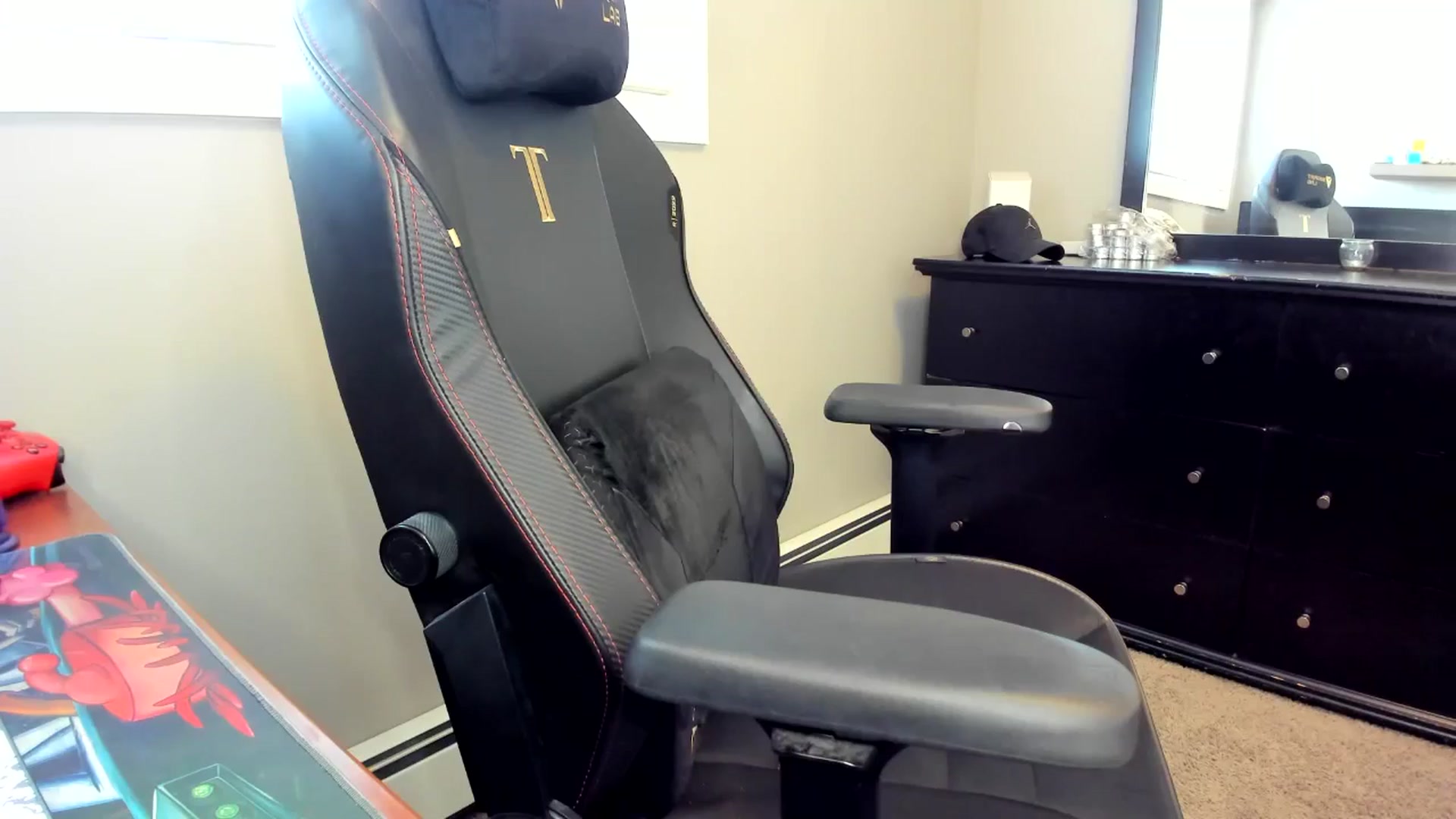 Gallery image thumbnail from Caliii's myfreecams stream on, 03/21/2025, 21:18 image 5 of 20