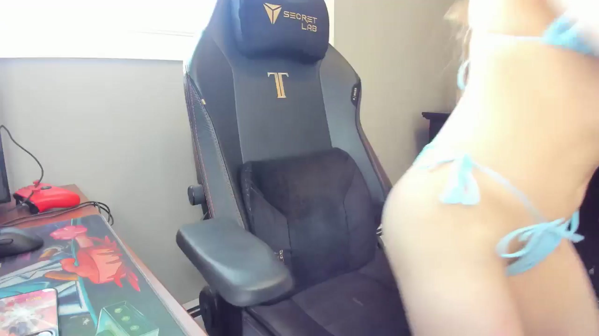 Gallery image thumbnail from Caliii's myfreecams stream on, 04/30/2025, 18:22 image 19 of 20
