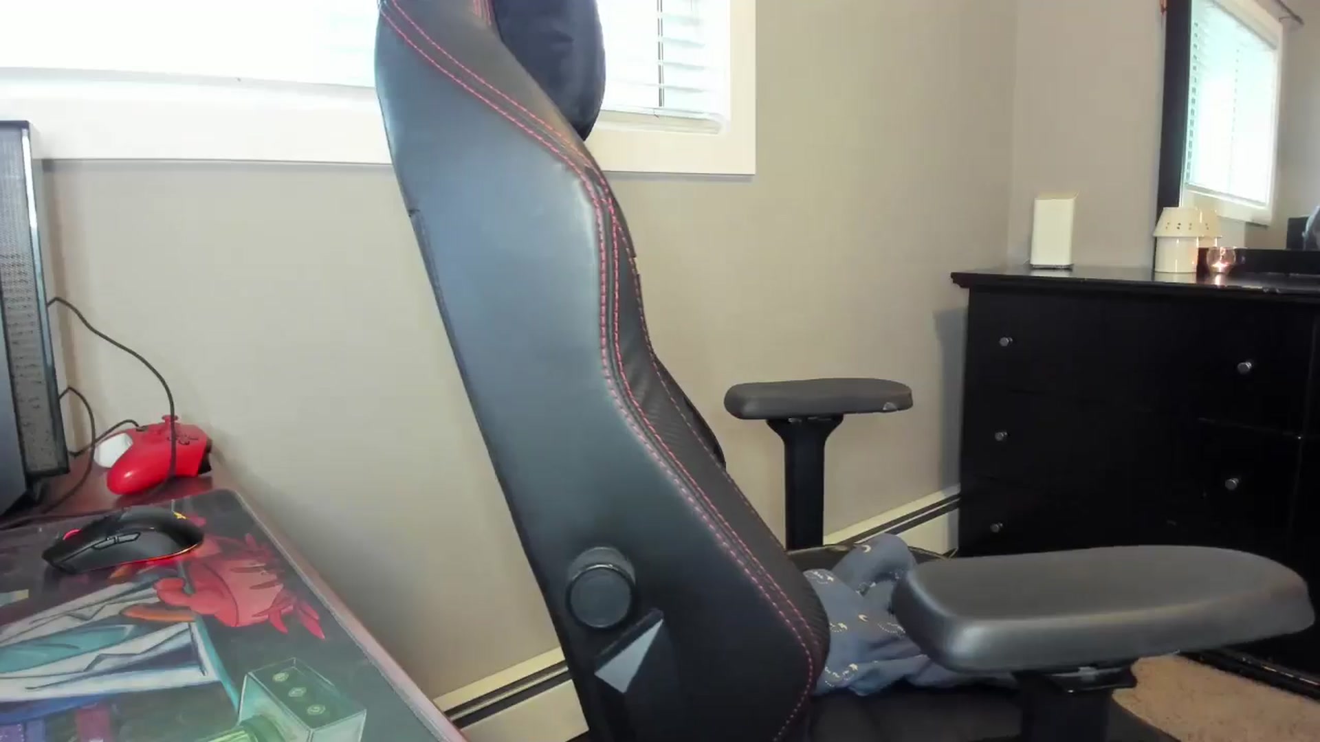 Gallery image thumbnail from Caliii's myfreecams stream on, 11/06/2025, 20:37 image 17 of 20