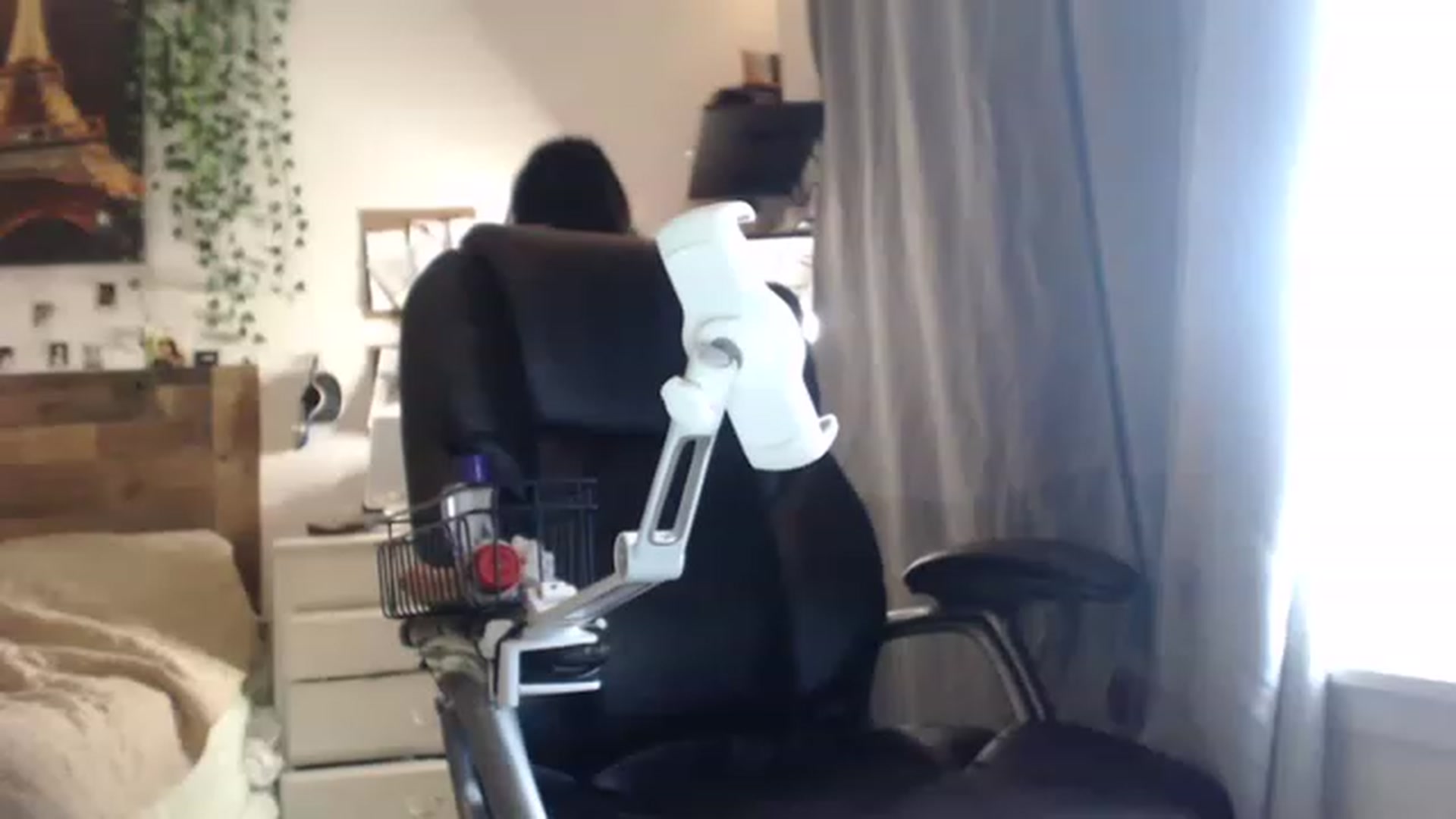 Gallery image thumbnail from Calistah's myfreecams stream on, 03/20/2023, 24:46 image 1 of 20