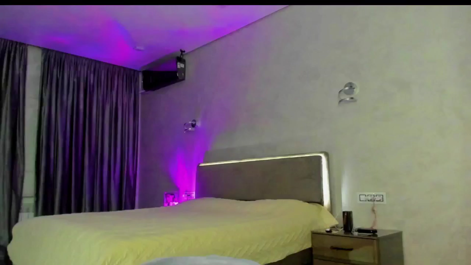 Gallery image thumbnail from CallMeK_'s myfreecams stream on, 11/29/2024, 19:08 image 15 of 20