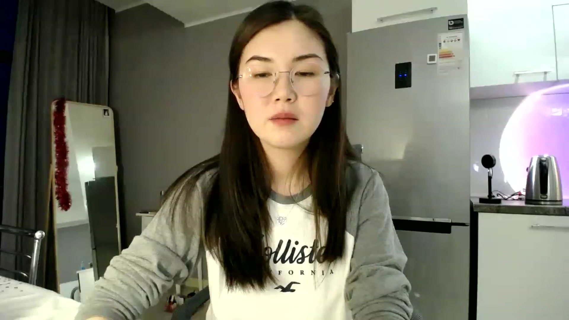 Gallery image thumbnail from CallMeMina's myfreecams stream on, 03/13/2023, 14:43 image 7 of 20