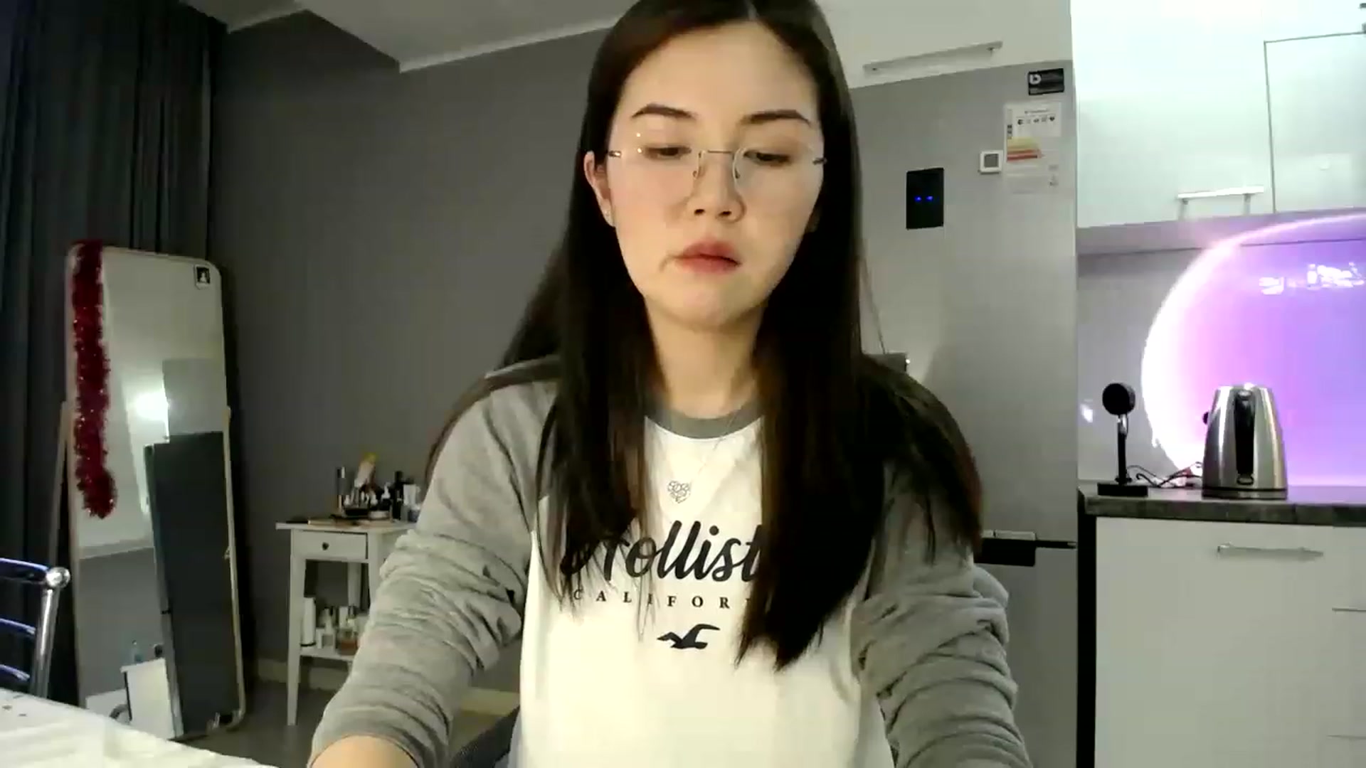 Gallery image thumbnail from CallMeMina's myfreecams stream on, 03/13/2023, 14:43 image 2 of 20