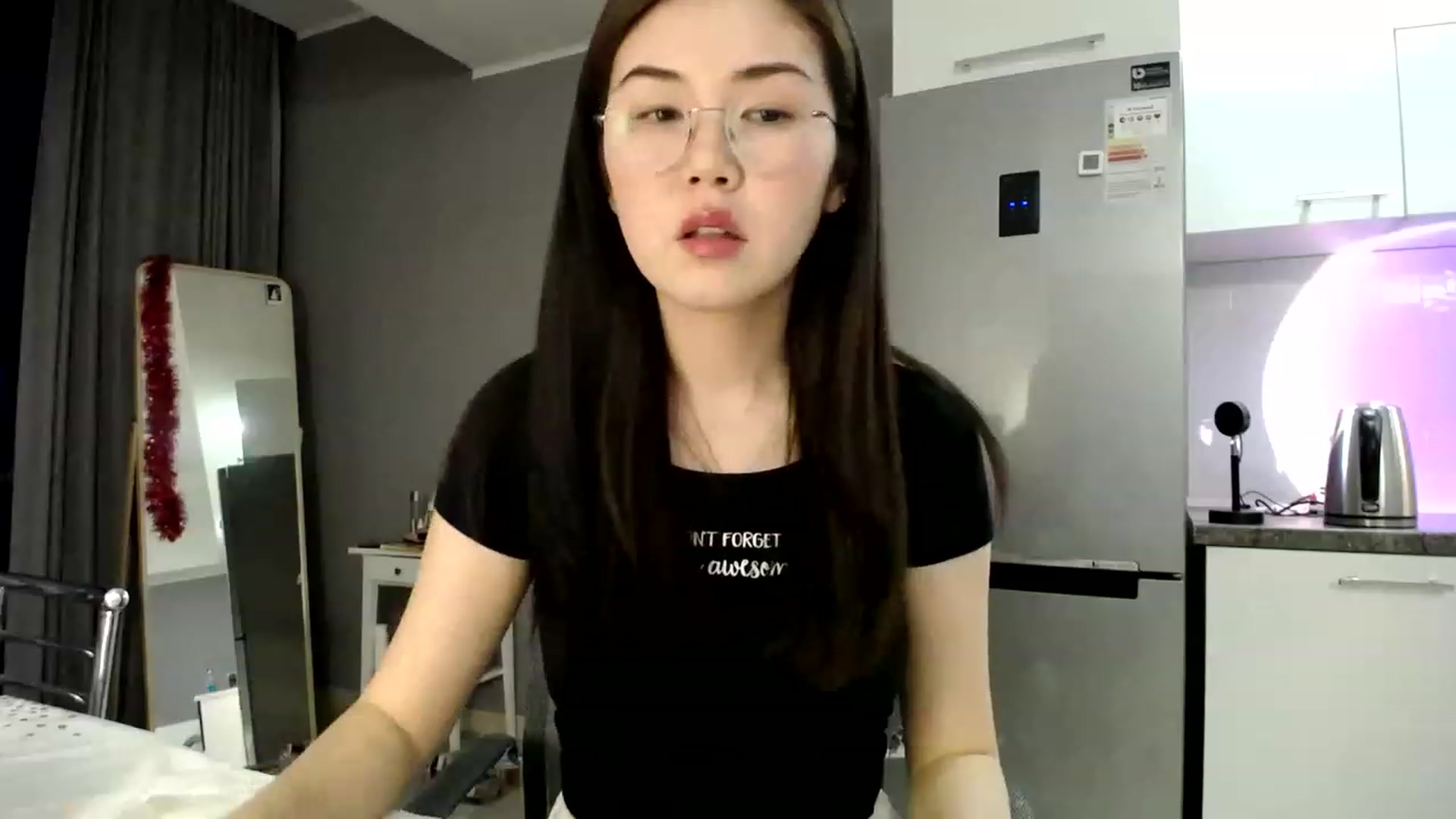 Gallery image thumbnail from CallMeMina's myfreecams stream on, 03/13/2023, 14:43 image 18 of 20