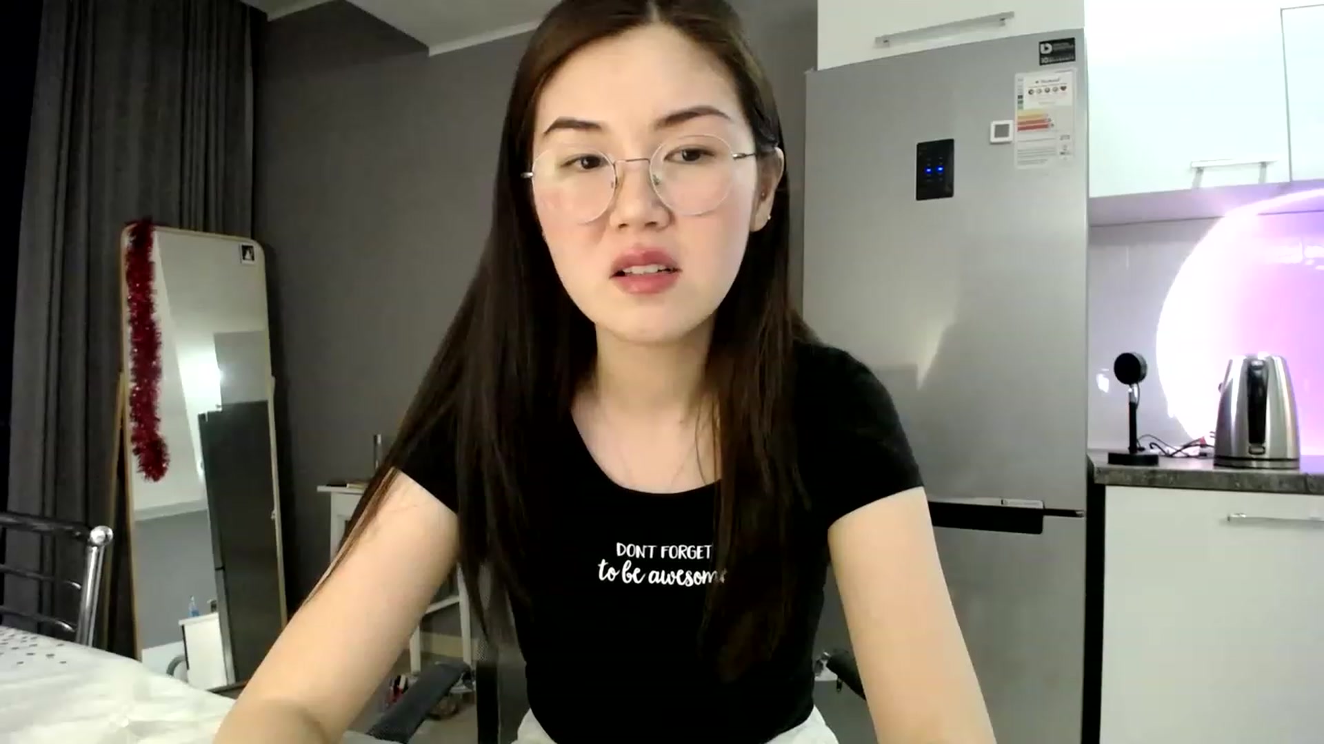 Gallery image thumbnail from CallMeMina's myfreecams stream on, 03/13/2023, 14:43 image 19 of 20