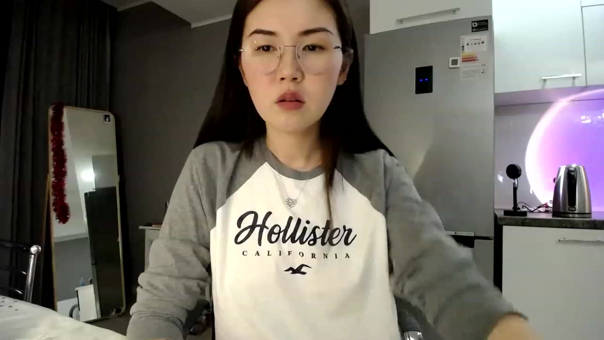 Gallery image thumbnail from CallMeMina's myfreecams stream on, 03/13/2023, 14:43 image 11 of 20