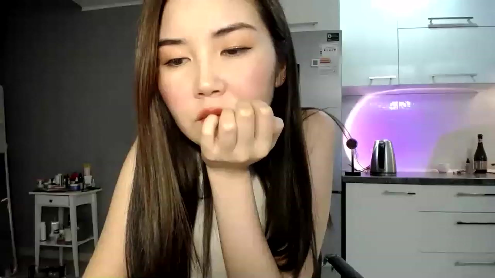 Gallery image thumbnail from CallMeMina's myfreecams stream on, 03/18/2023, 14:36 image 18 of 20
