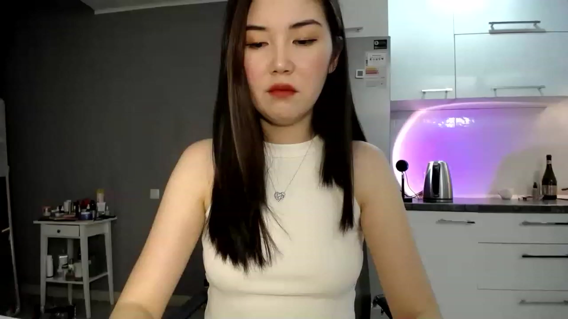 Gallery image thumbnail from CallMeMina's myfreecams stream on, 03/18/2023, 14:36 image 9 of 20