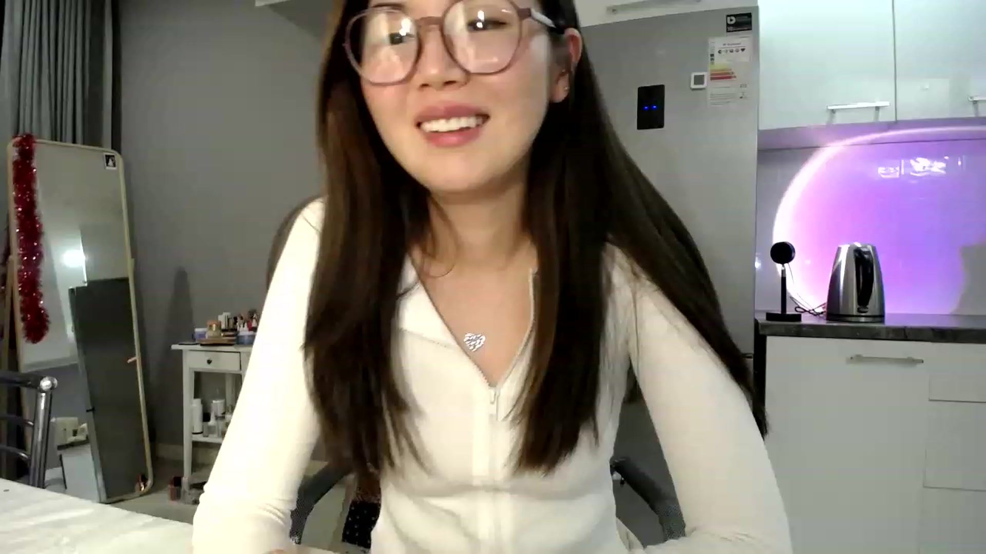 Gallery image thumbnail from CallMeMina's myfreecams stream on, 03/20/2023, 15:58 image 8 of 20