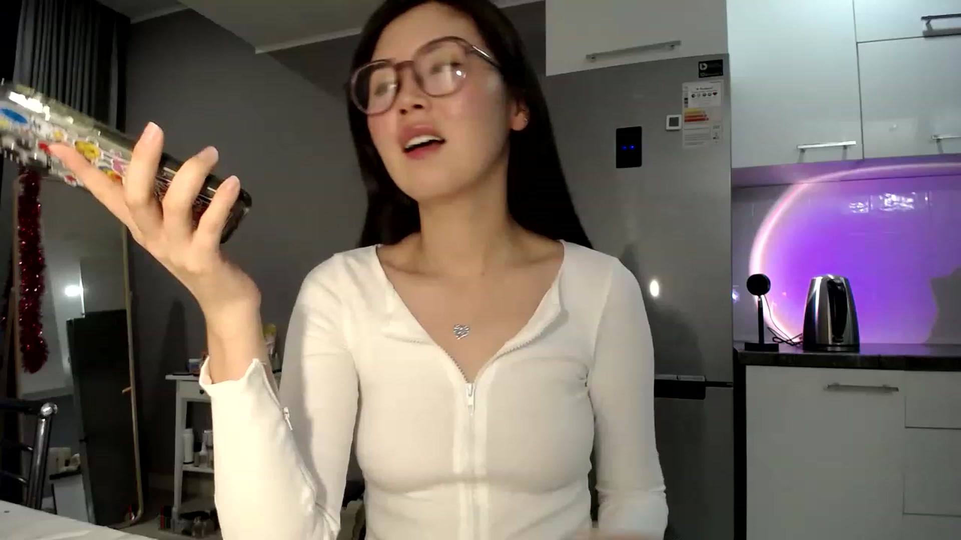 Gallery image thumbnail from CallMeMina's myfreecams stream on, 03/20/2023, 15:58 image 15 of 20