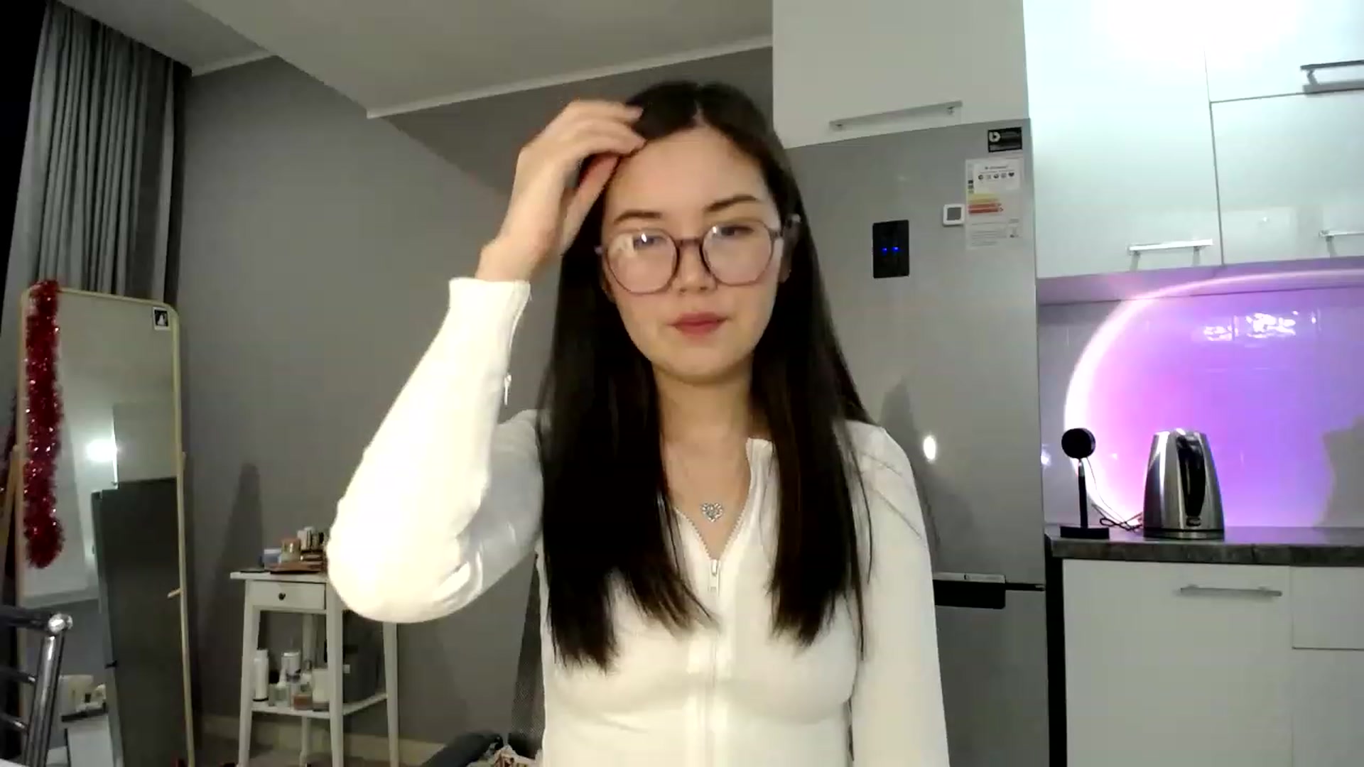 Gallery image thumbnail from CallMeMina's myfreecams stream on, 03/20/2023, 15:58 image 5 of 20