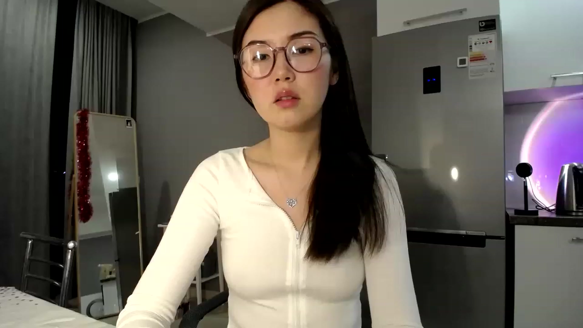 Gallery image thumbnail from CallMeMina's myfreecams stream on, 03/20/2023, 15:58 image 17 of 20