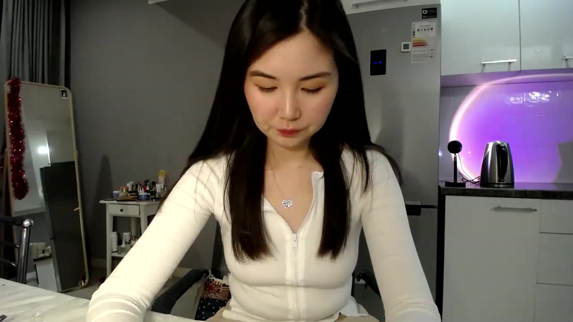 Gallery image thumbnail from CallMeMina's myfreecams stream on, 03/20/2023, 15:58 image 11 of 20