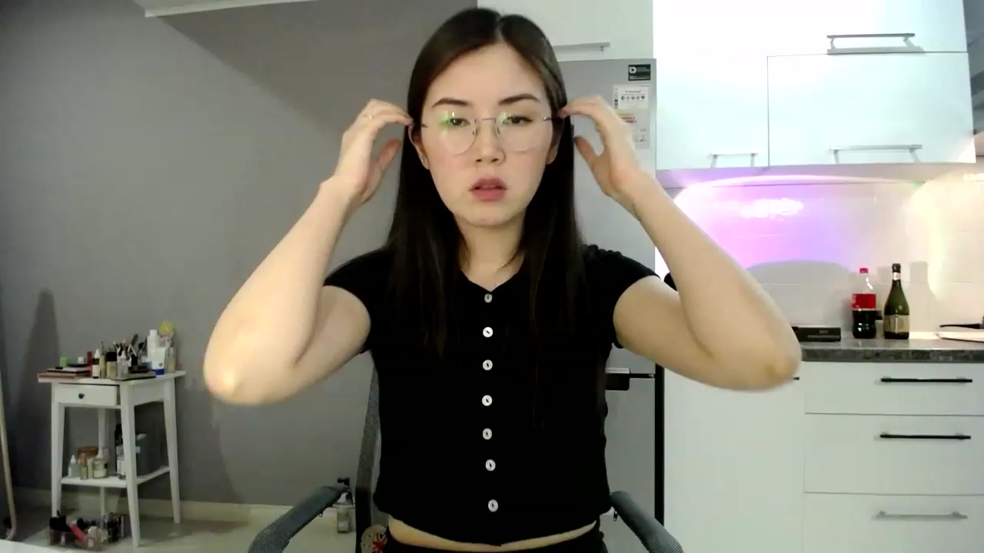 Gallery image thumbnail from CallMeMina's myfreecams stream on, 04/06/2023, 17:46 image 2 of 20
