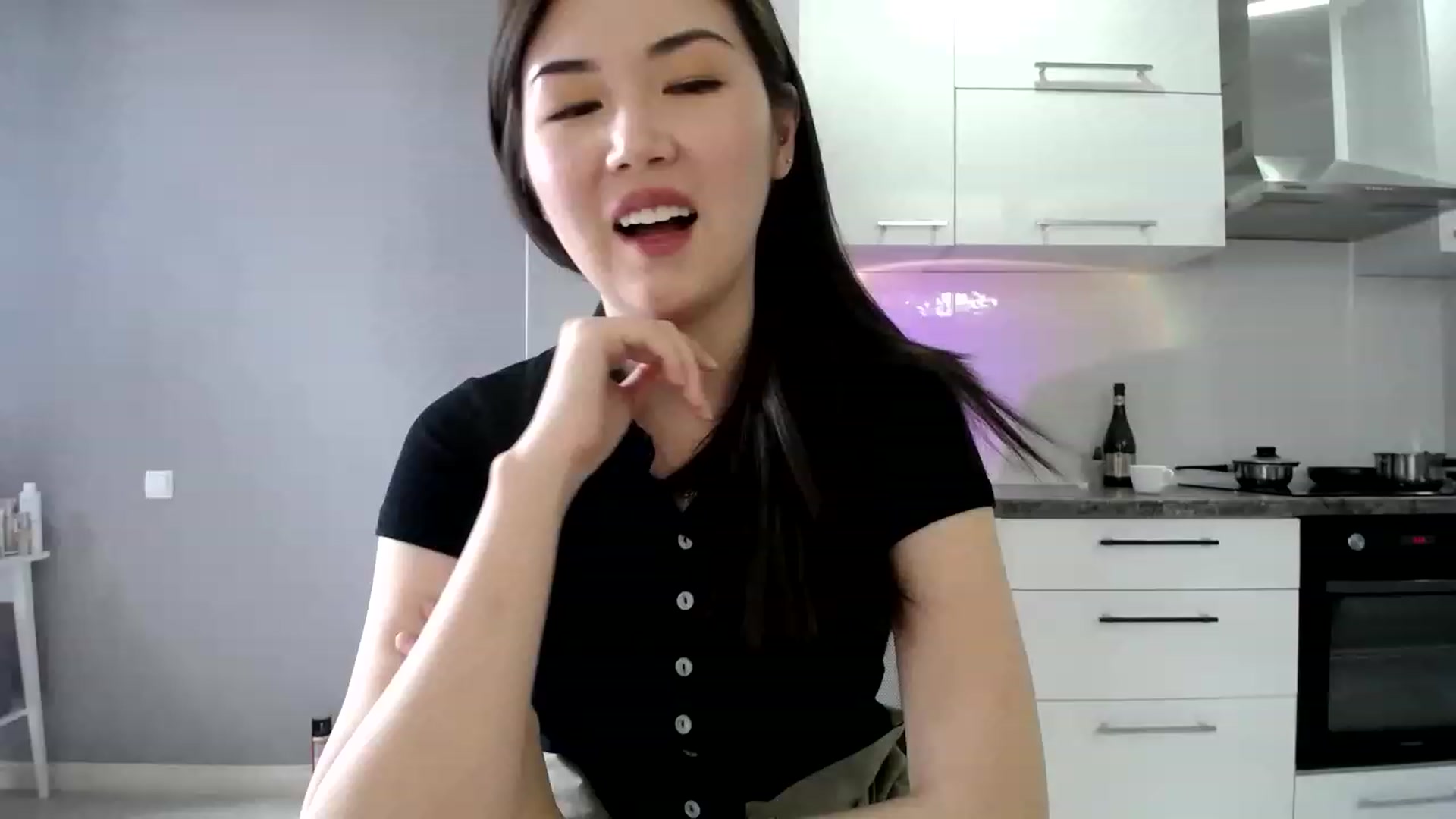 Gallery image thumbnail from CallMeMina's myfreecams stream on, 04/09/2023, 04:47 image 18 of 20