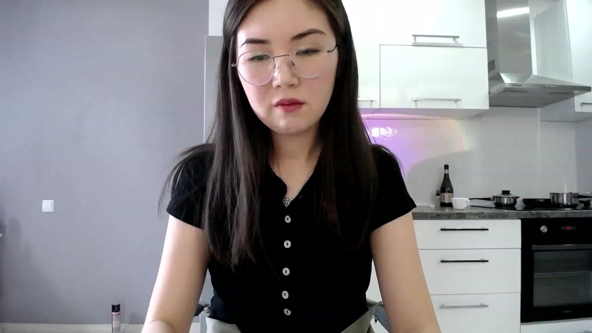 Gallery image thumbnail from CallMeMina's myfreecams stream on, 04/09/2023, 04:47 image 10 of 20