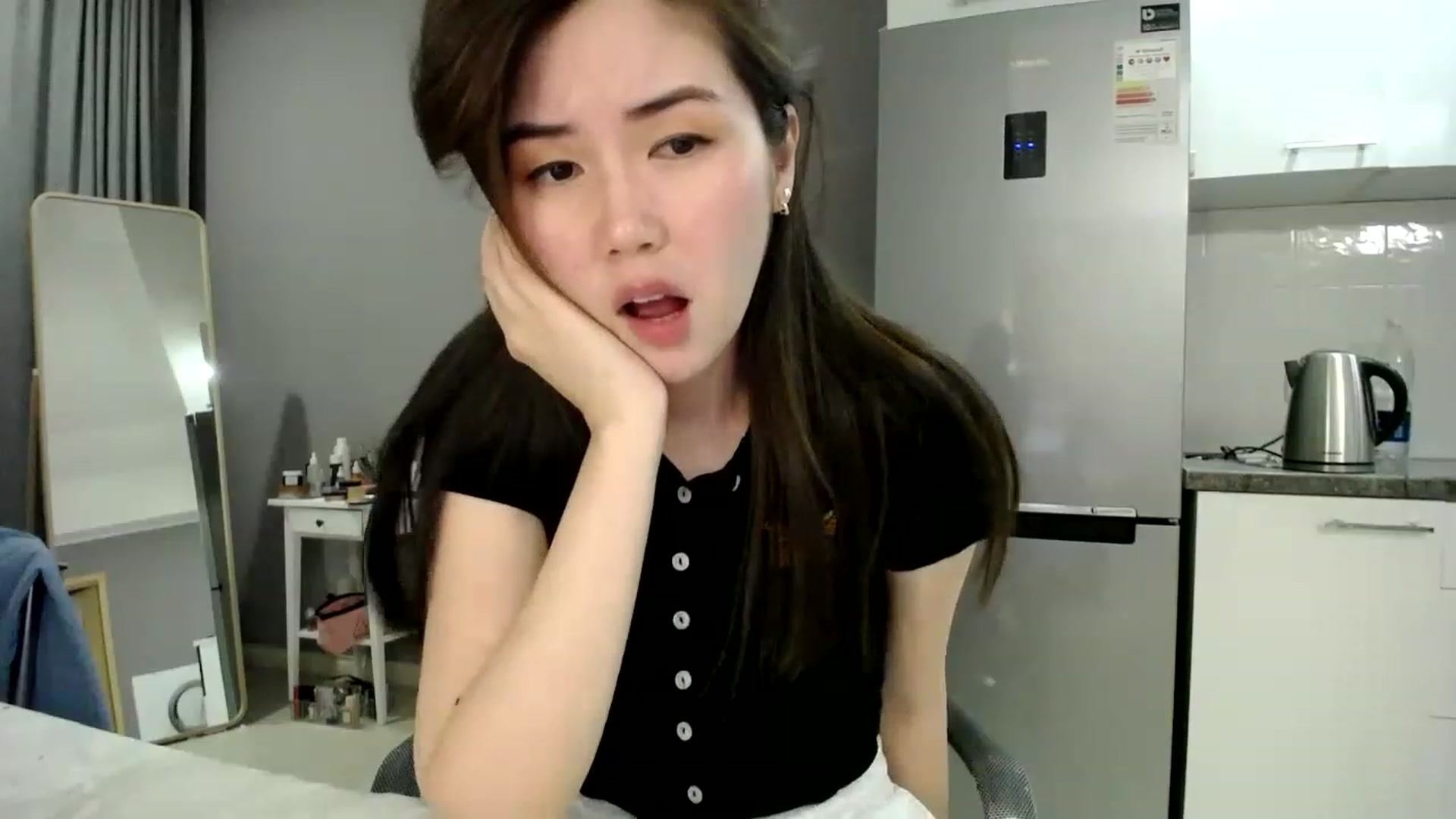 Gallery image thumbnail from CallMeMina's myfreecams stream on, 04/29/2023, 17:25 image 16 of 20