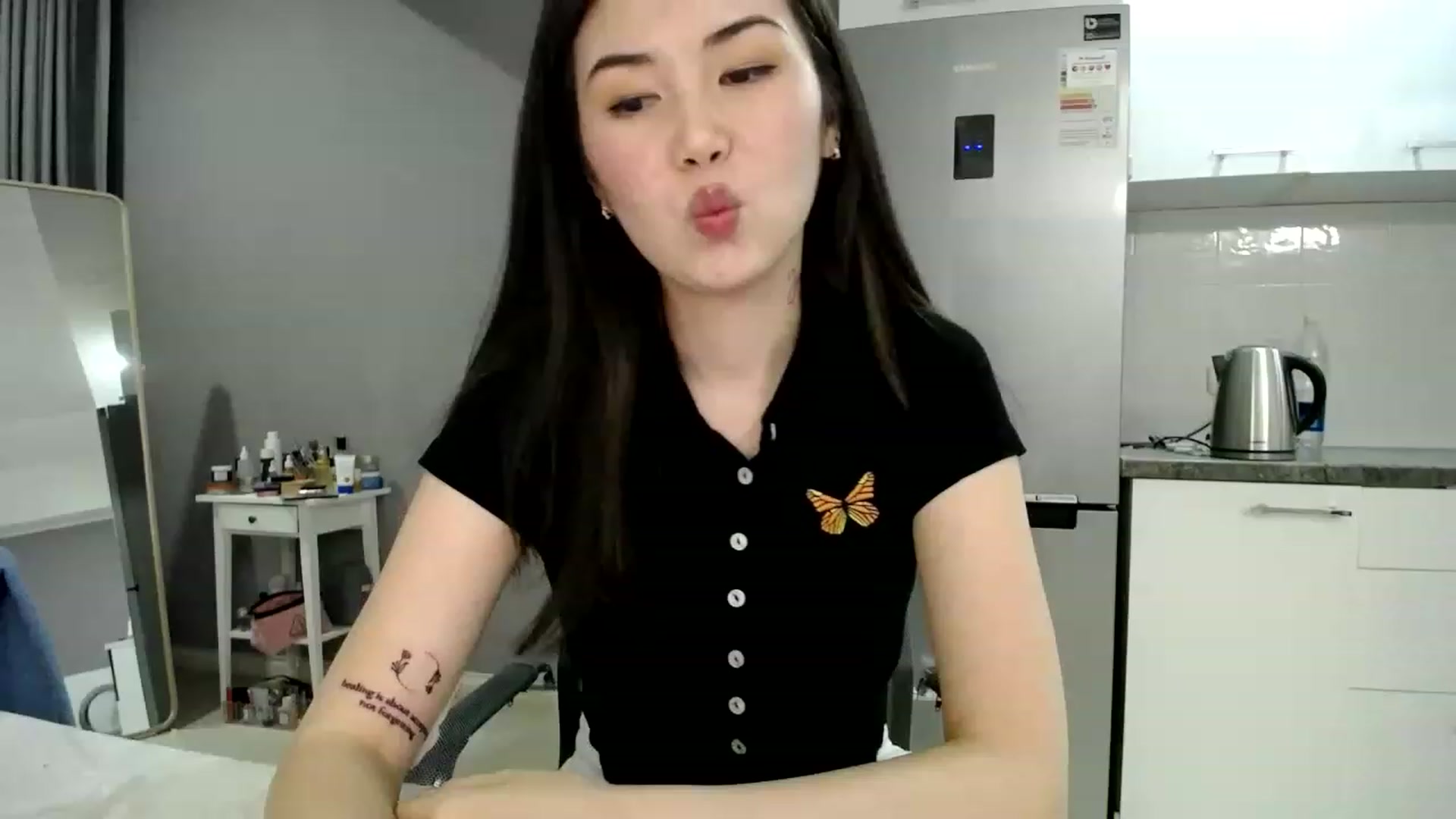 Gallery image thumbnail from CallMeMina's myfreecams stream on, 04/29/2023, 17:25 image 1 of 20