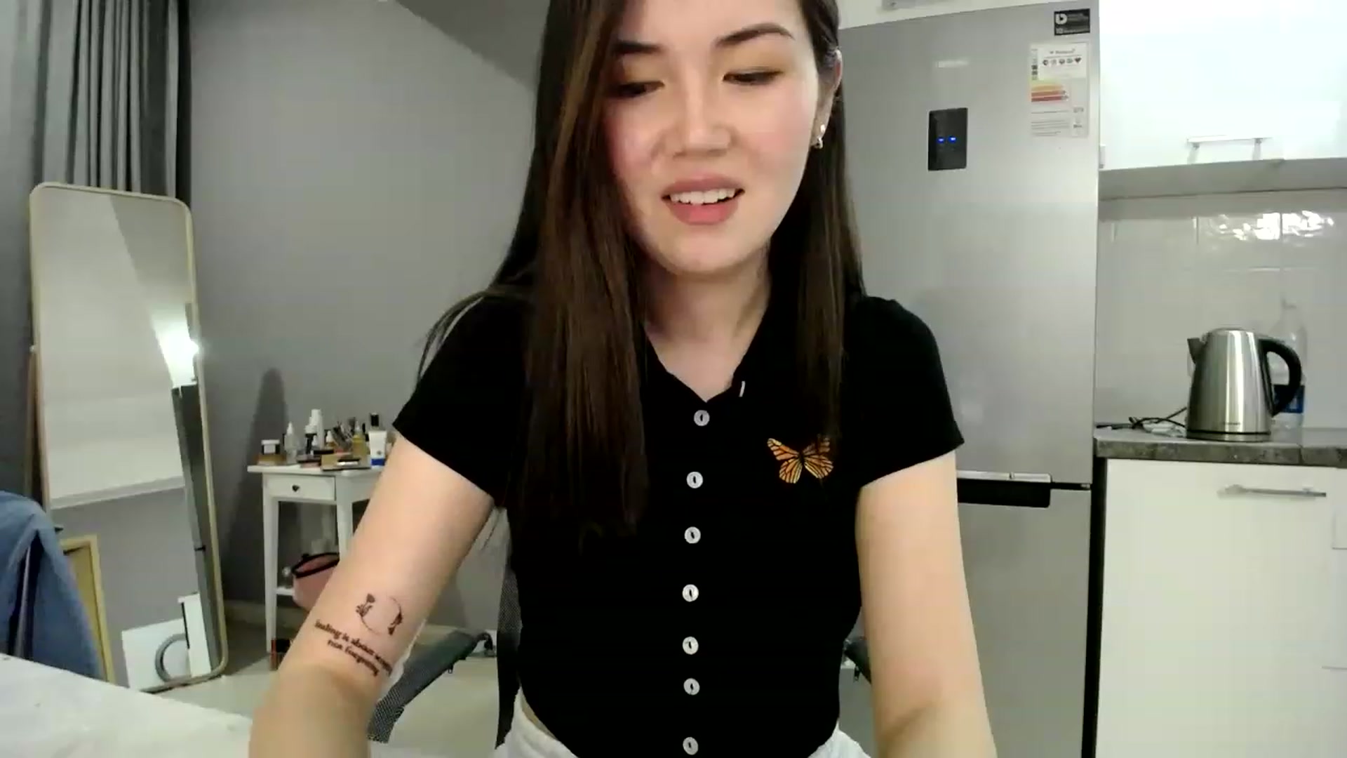 Gallery image thumbnail from CallMeMina's myfreecams stream on, 04/29/2023, 17:25 image 20 of 20