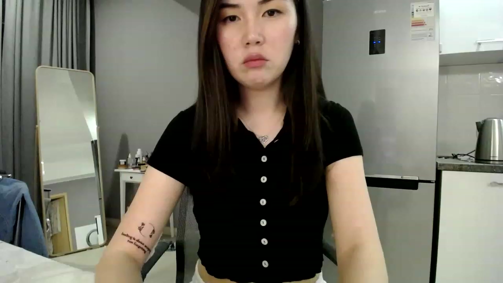 Gallery image thumbnail from CallMeMina's myfreecams stream on, 04/29/2023, 17:56 image 15 of 20