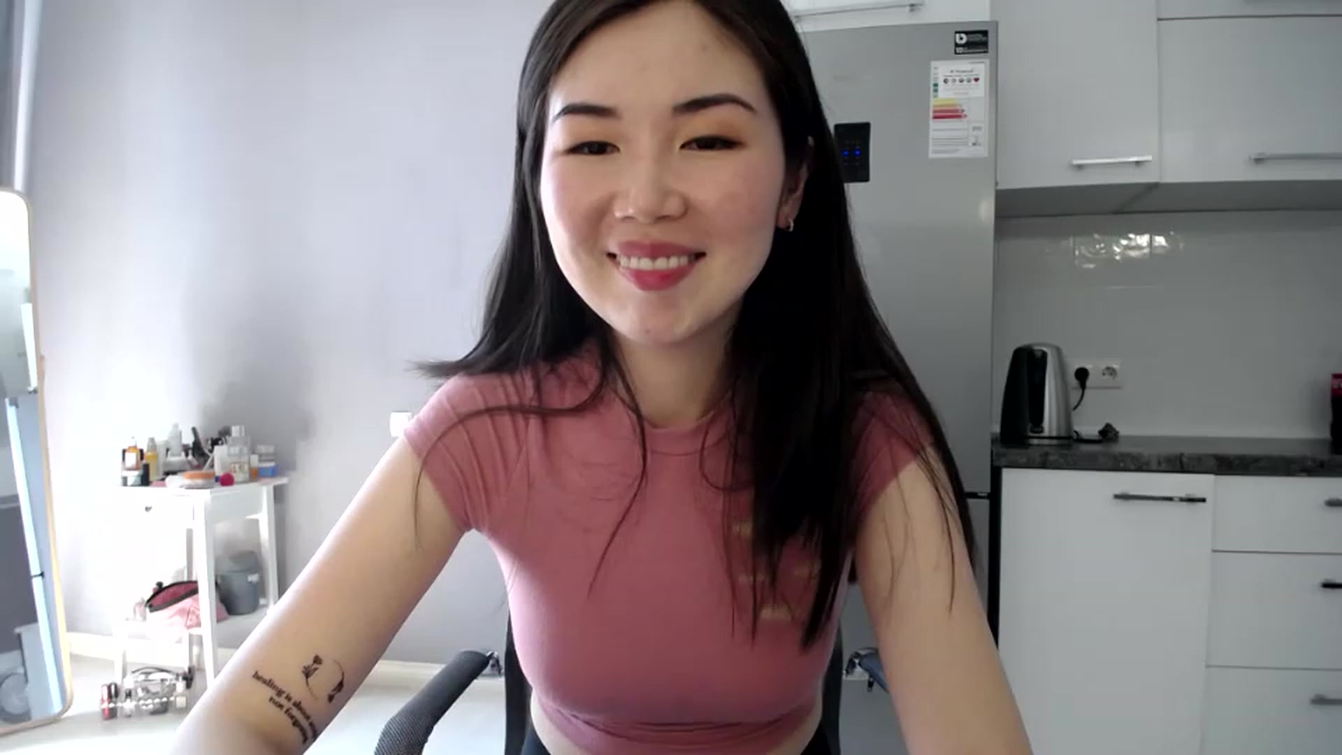 Gallery image thumbnail from CallMeMina's myfreecams stream on, 05/02/2023, 08:25 image 2 of 20