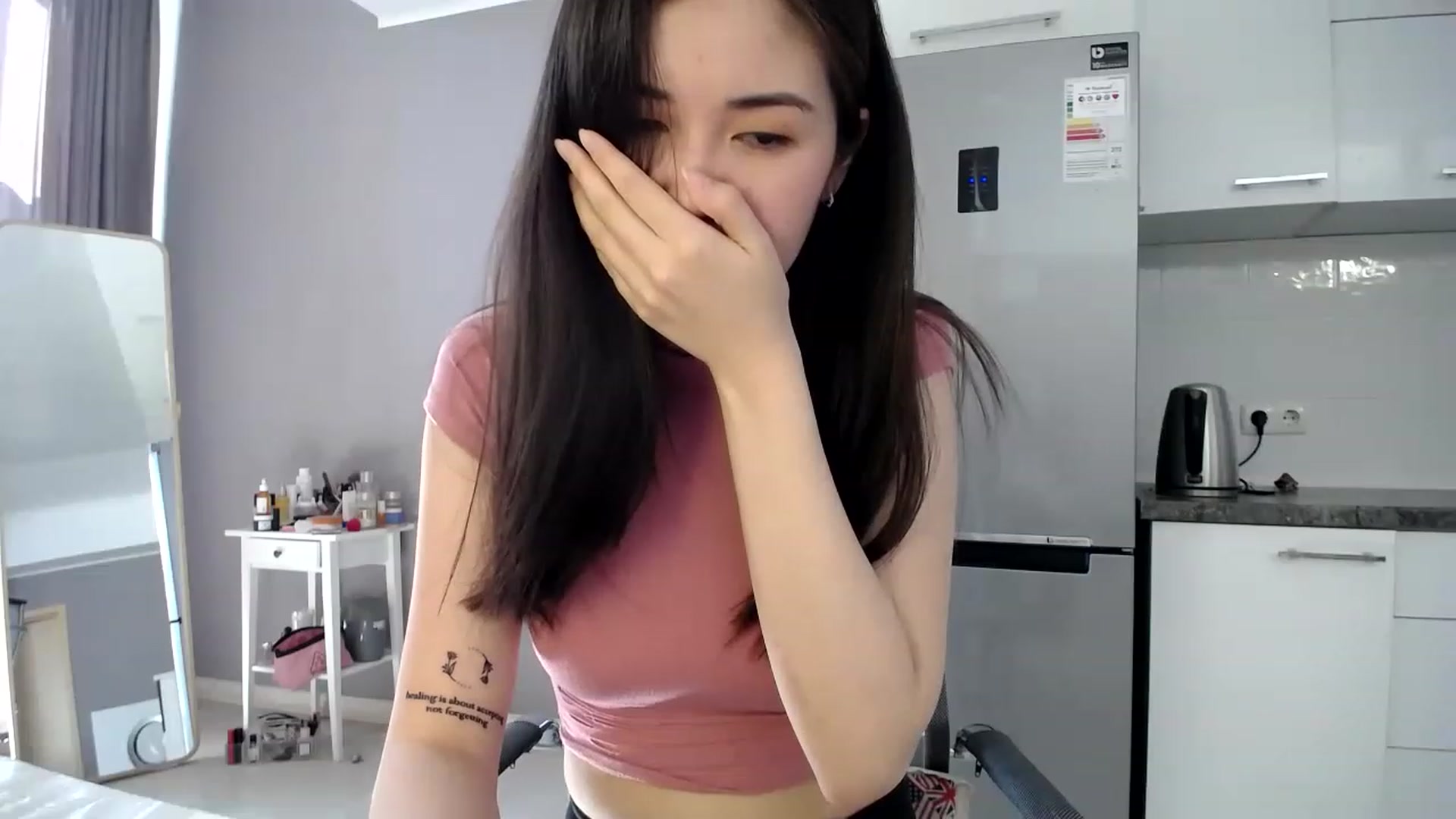 Gallery image thumbnail from CallMeMina's myfreecams stream on, 05/02/2023, 09:37 image 16 of 20