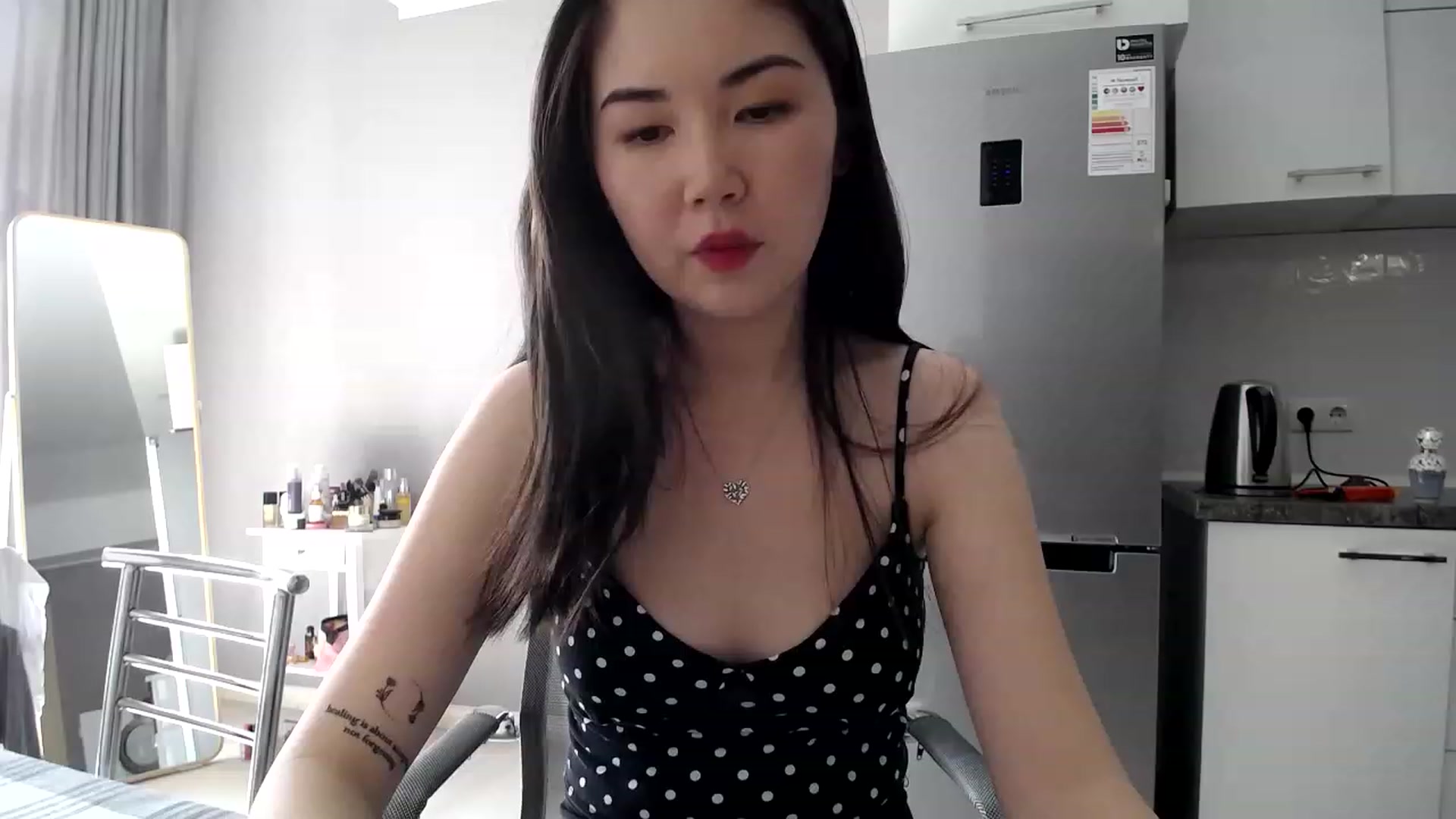 Gallery image thumbnail from CallMeMina's myfreecams stream on, 05/07/2023, 10:00 image 2 of 20