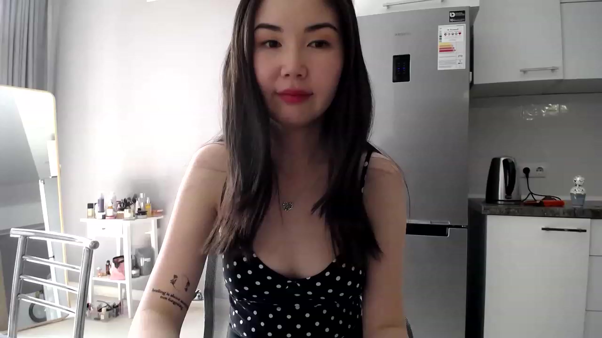 Gallery image thumbnail from CallMeMina's myfreecams stream on, 05/07/2023, 10:00 image 4 of 20