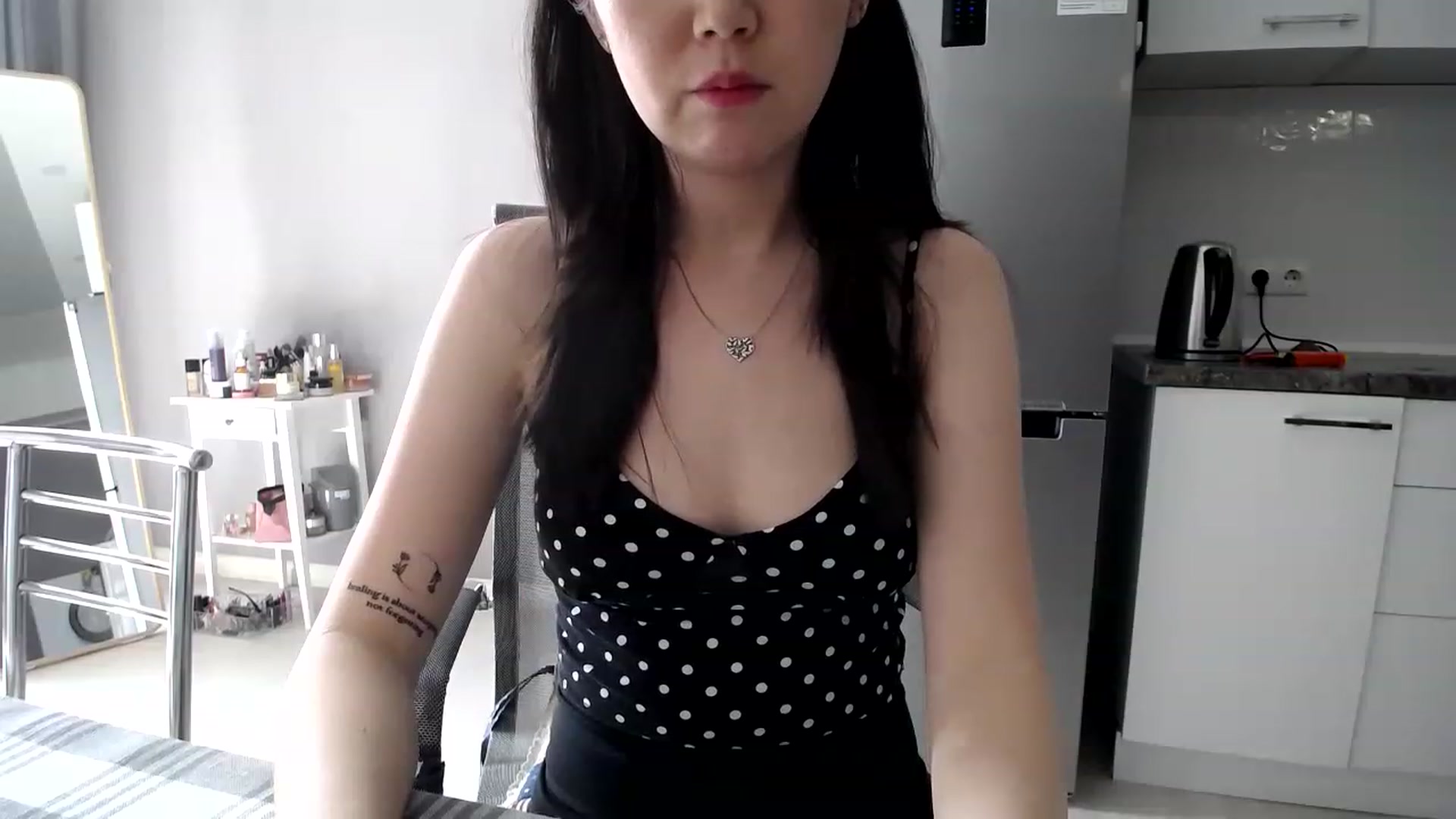 Gallery image thumbnail from CallMeMina's myfreecams stream on, 05/07/2023, 10:00 image 15 of 20