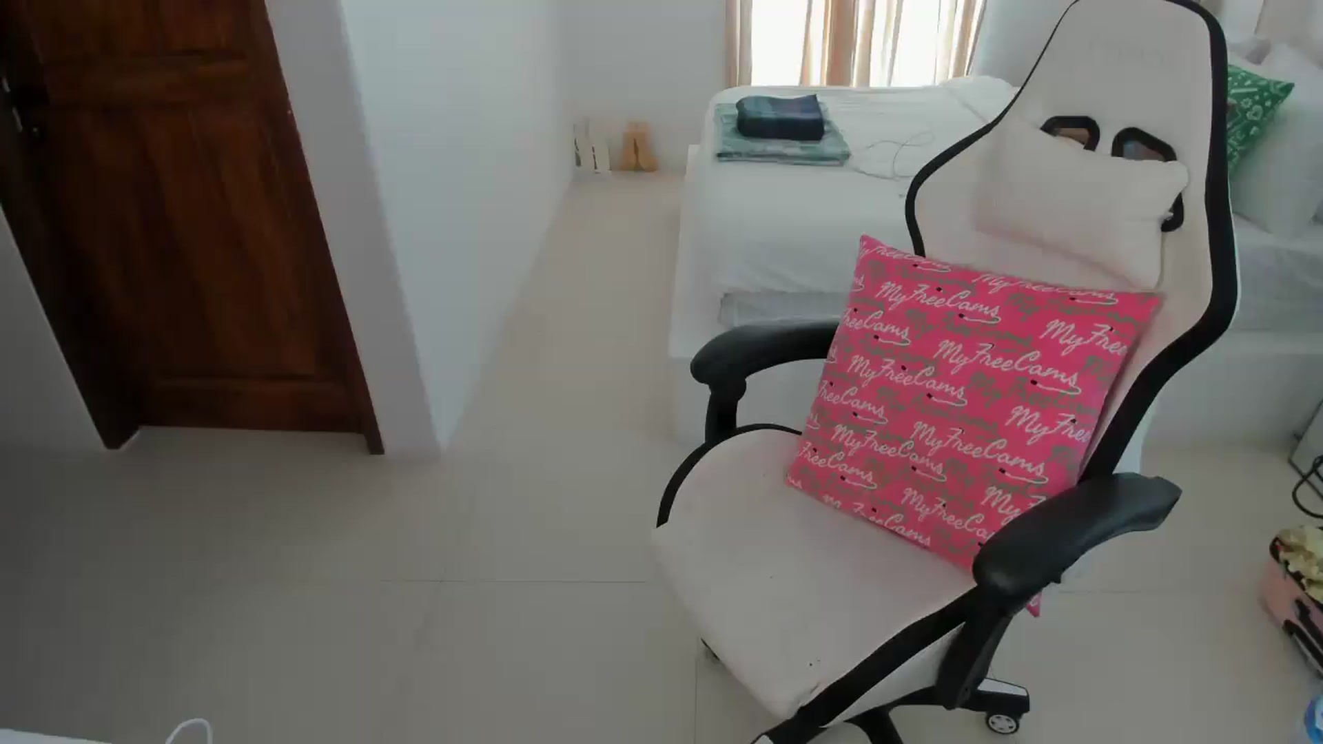 Gallery image thumbnail from CallMe_PJ's myfreecams stream on, 04/24/2026, 05:20 image 16 of 20