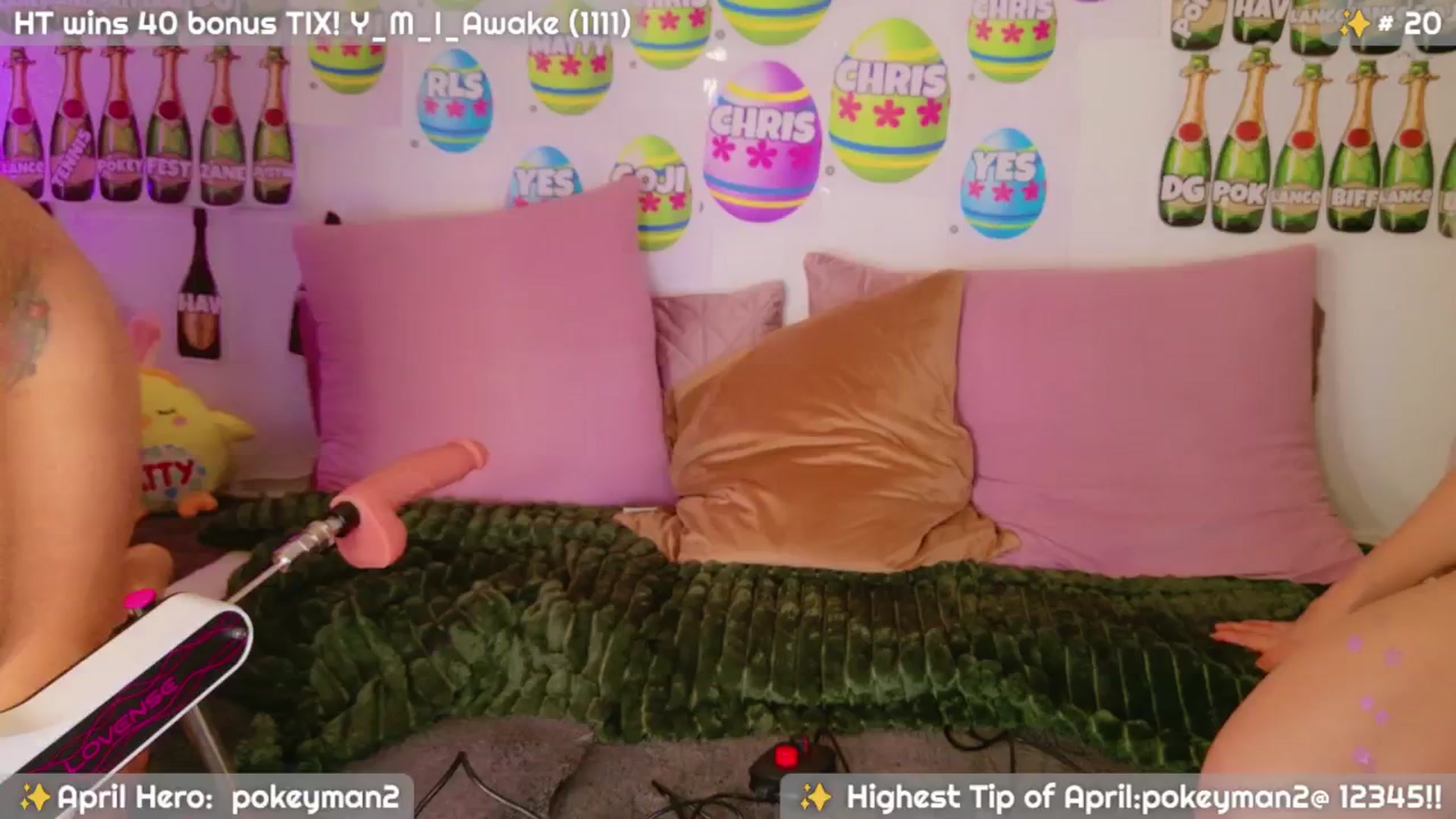 Gallery image thumbnail from CallUsBB's myfreecams stream on, 04/22/2025, 03:52 image 15 of 20
