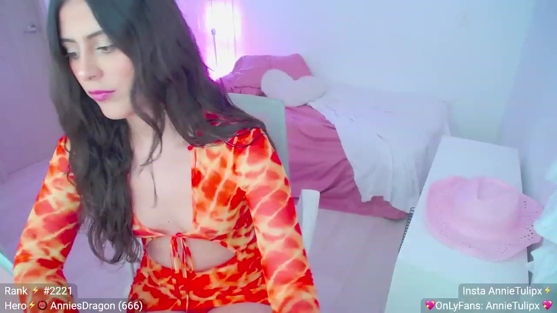 Gallery image thumbnail from CallieMaggot's myfreecams stream on, 07/08/2023, 20:59 image 5 of 20