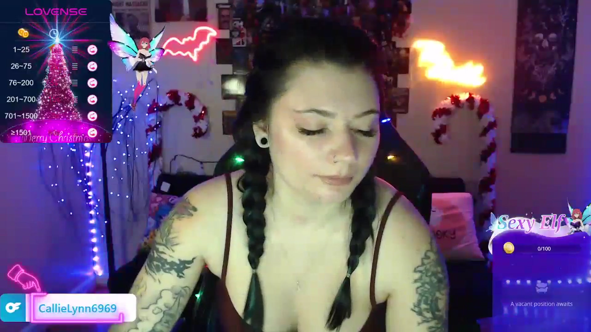 Gallery image thumbnail from CallieMyers's myfreecams stream on, 12/27/2023, 16:47 image 9 of 20