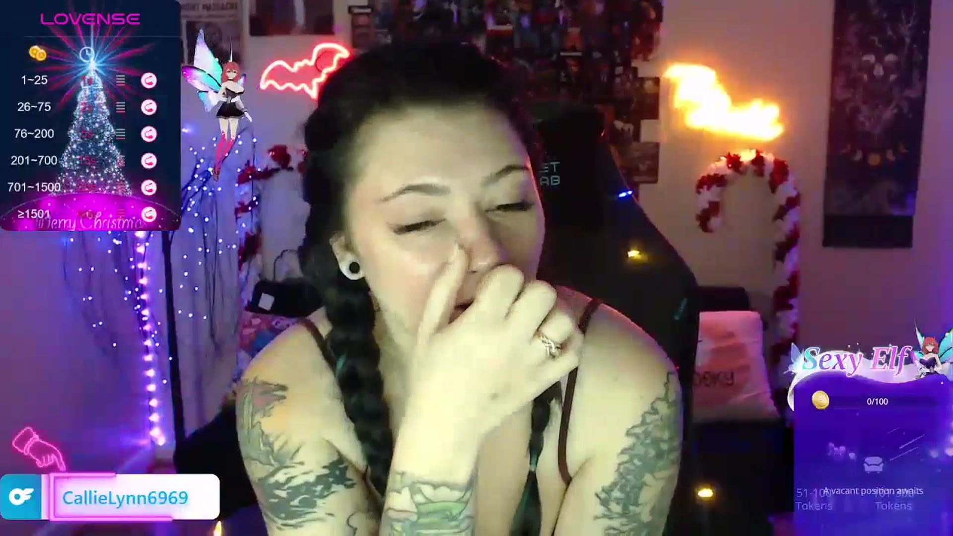 Gallery image thumbnail from CallieMyers's myfreecams stream on, 12/27/2023, 16:47 image 10 of 20