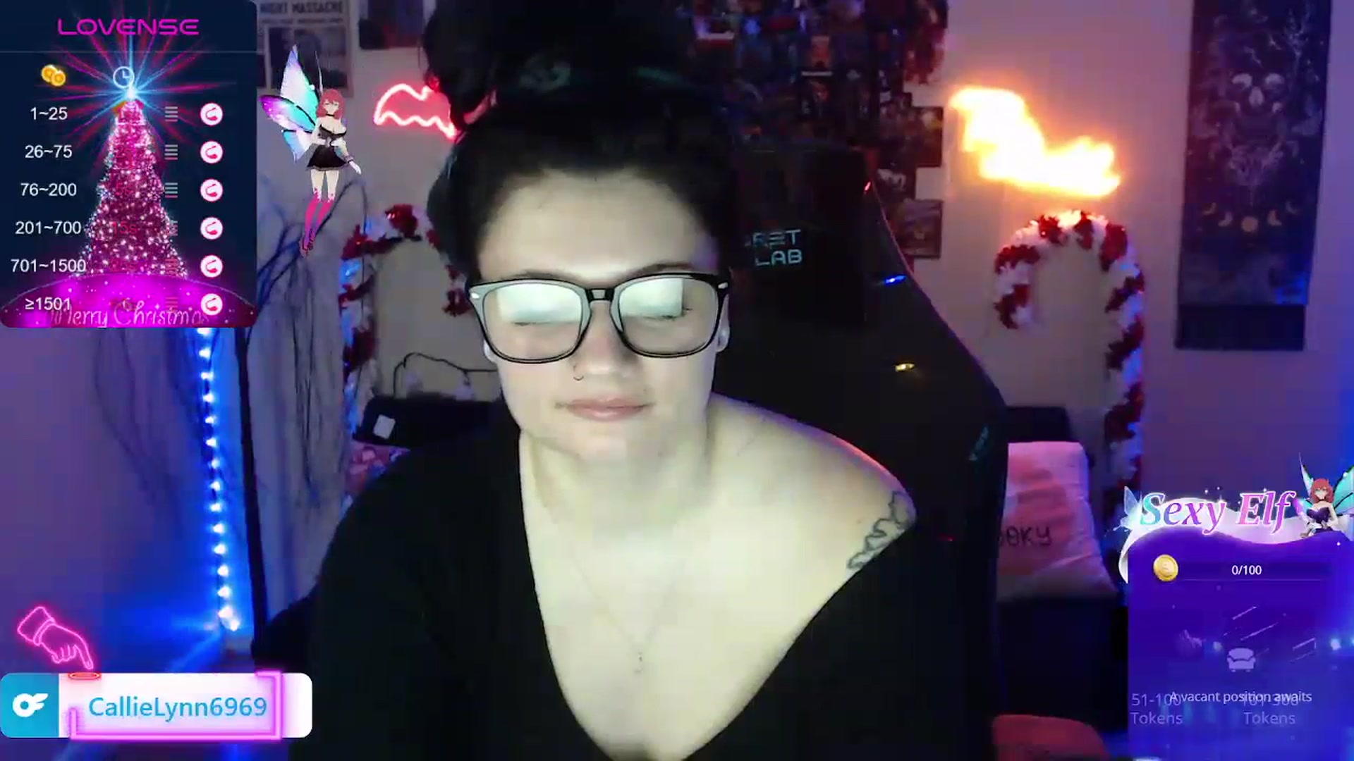 Gallery image thumbnail from CallieMyers's myfreecams stream on, 12/30/2023, 24:46 image 16 of 20