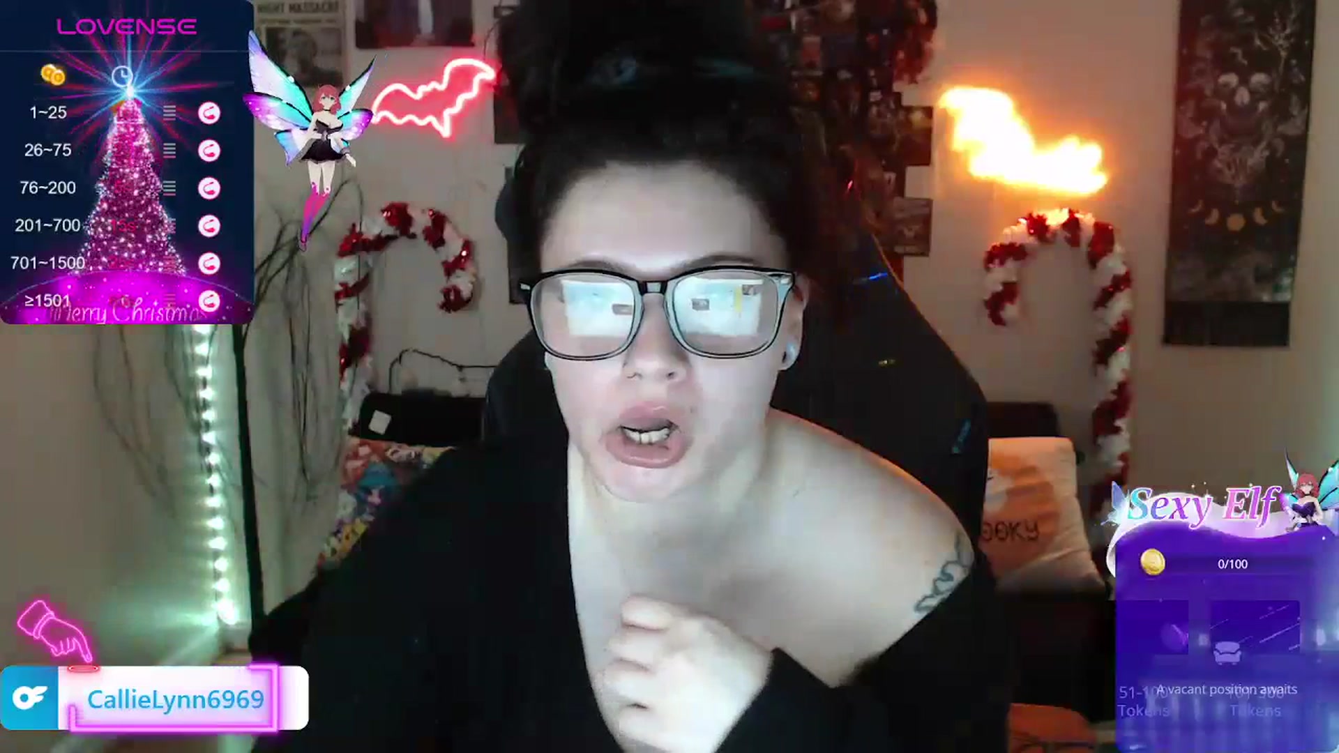 Gallery image thumbnail from CallieMyers's myfreecams stream on, 12/30/2023, 24:46 image 15 of 20