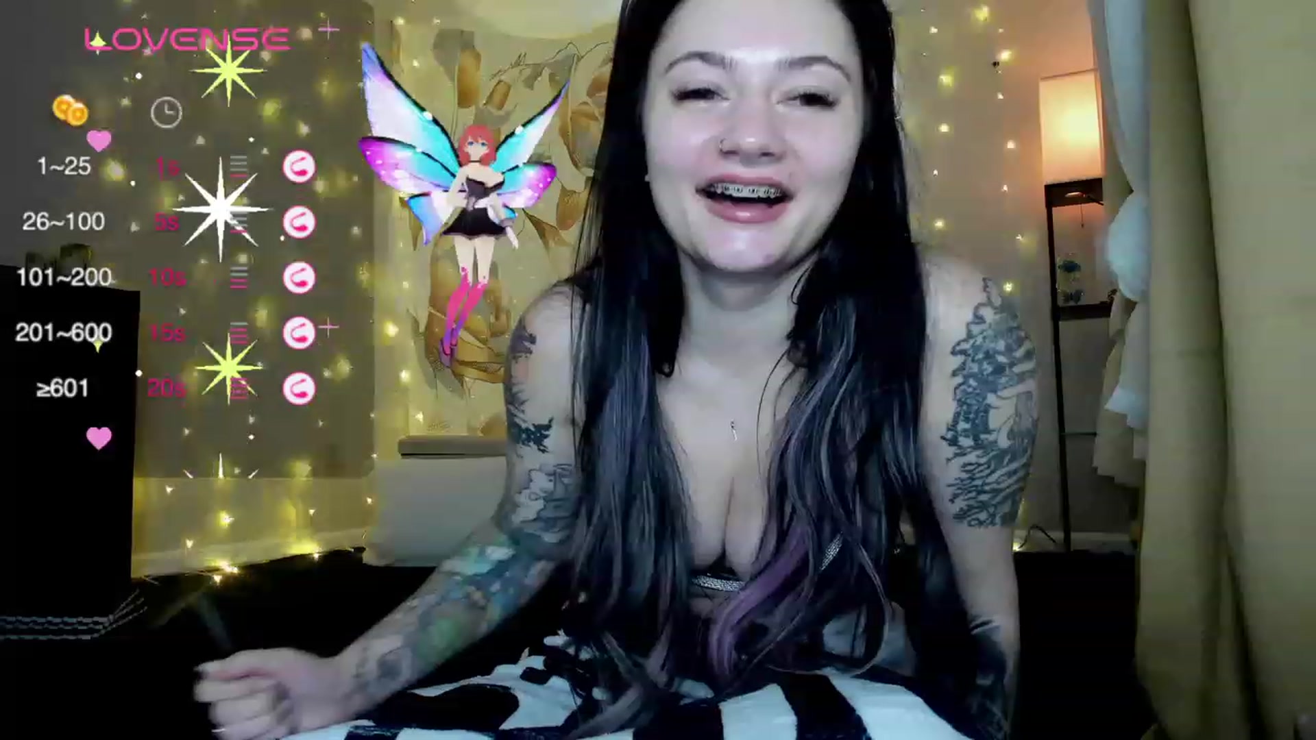 Gallery image thumbnail from CallieMyers's myfreecams stream on, 02/13/2024, 16:32 image 10 of 20