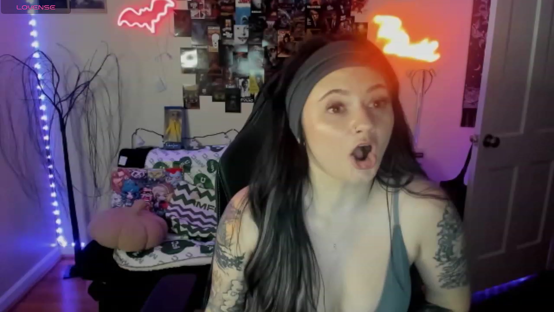 Gallery image thumbnail from CallieMyers's myfreecams stream on, 03/06/2024, 20:09 image 15 of 20