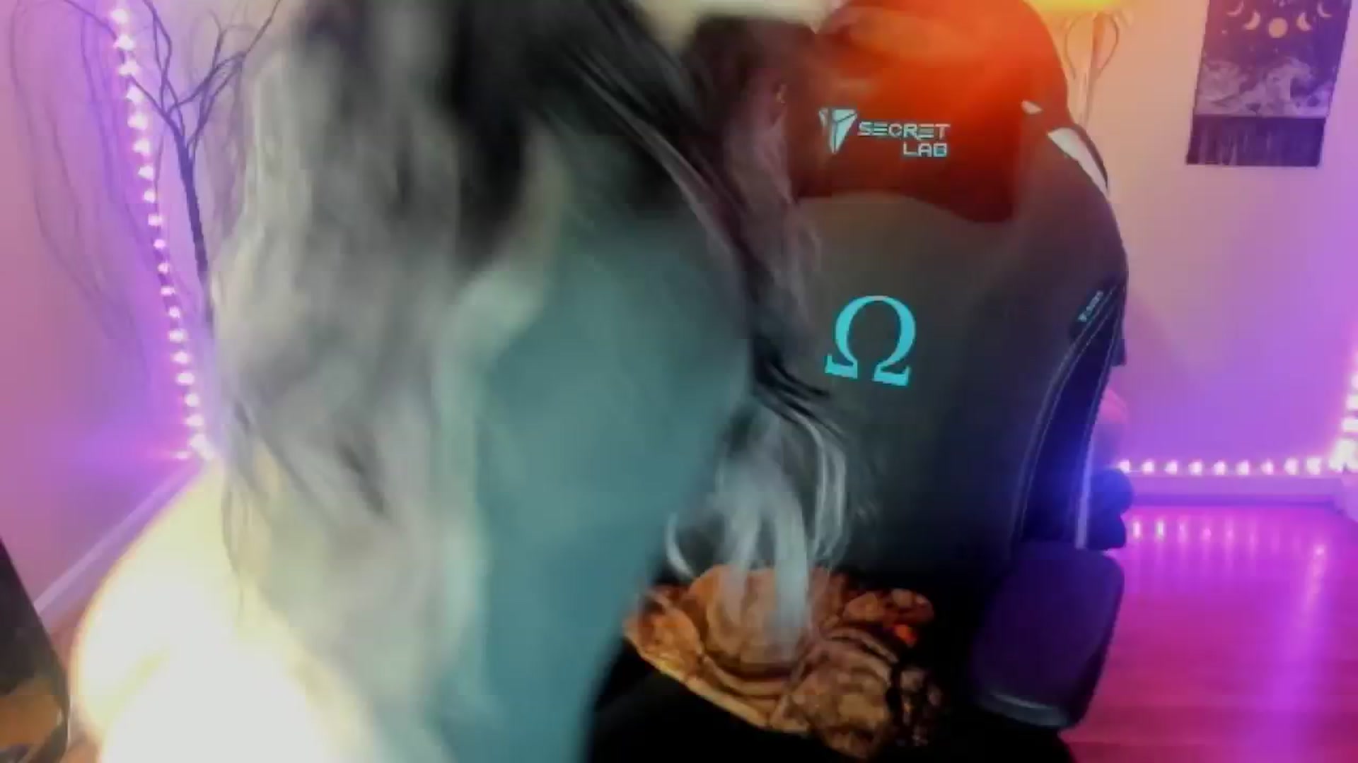 Gallery image thumbnail from CallieMyers's myfreecams stream on, 03/11/2024, 15:38 image 13 of 20