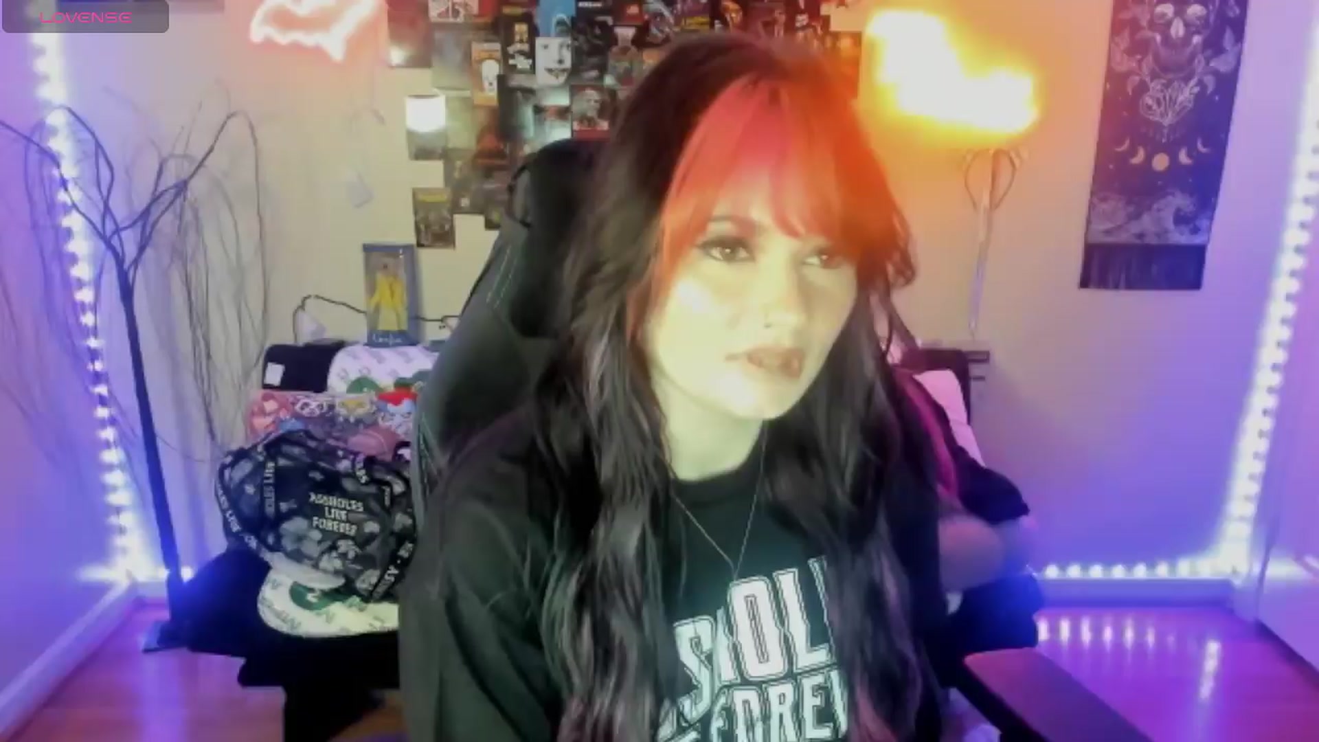 Gallery image thumbnail from CallieMyers's myfreecams stream on, 04/04/2024, 15:49 image 8 of 20